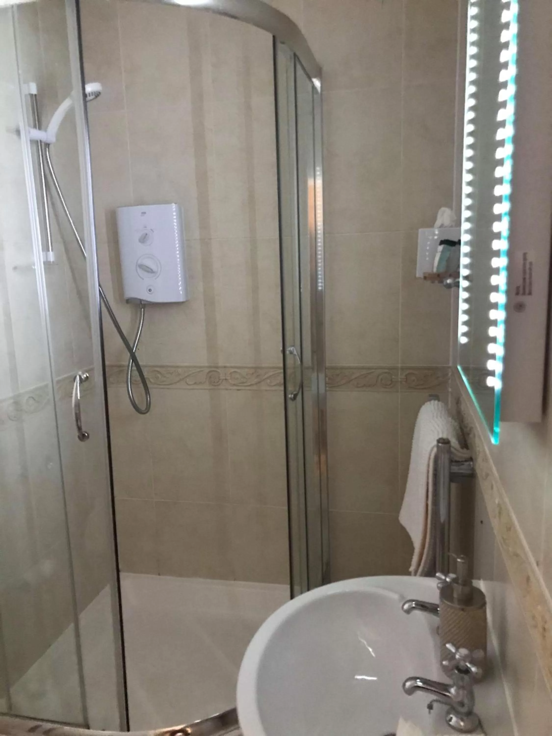 Bathroom in Hafan Artro