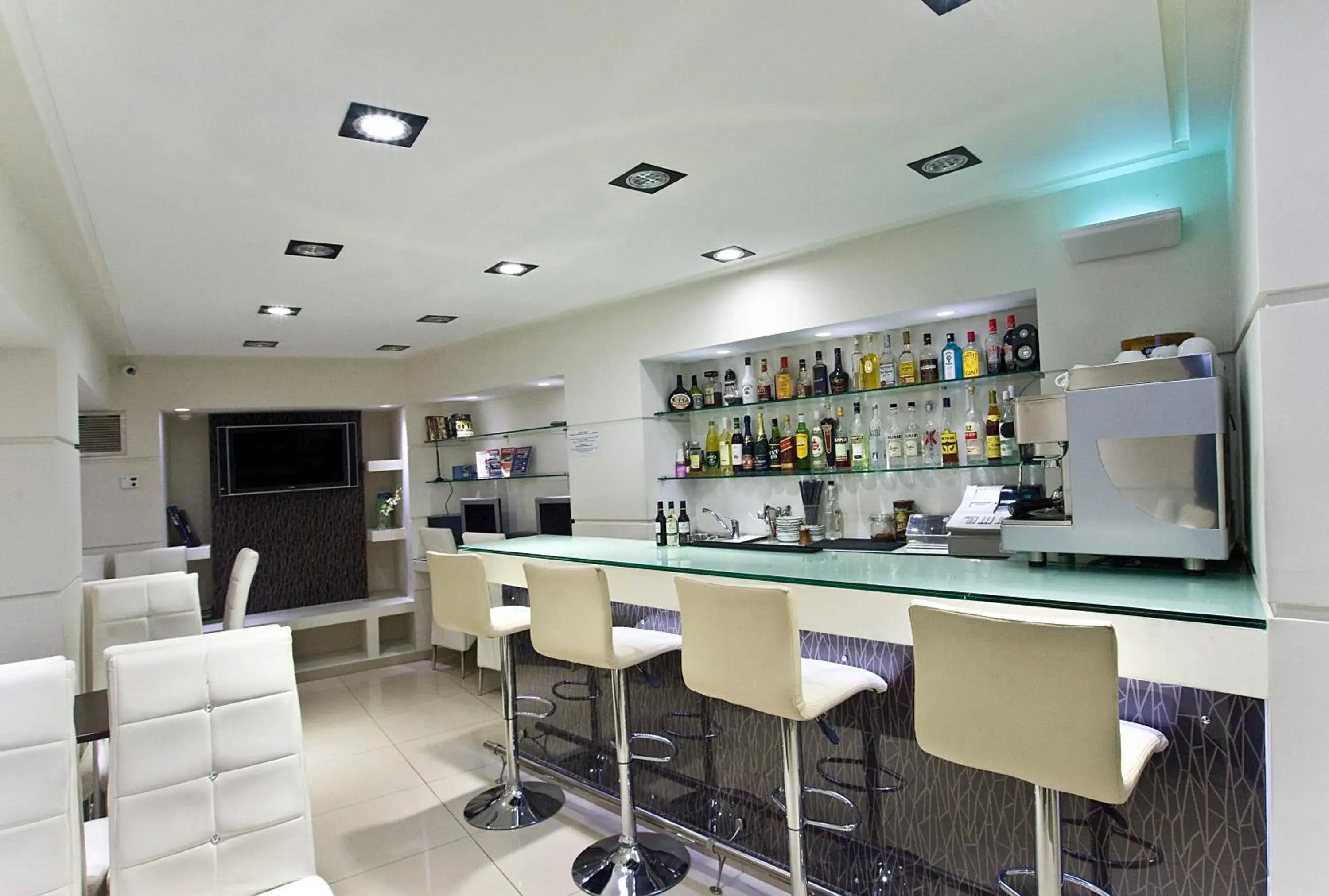 Lounge or bar, Lounge/Bar in Epidavros Hotel