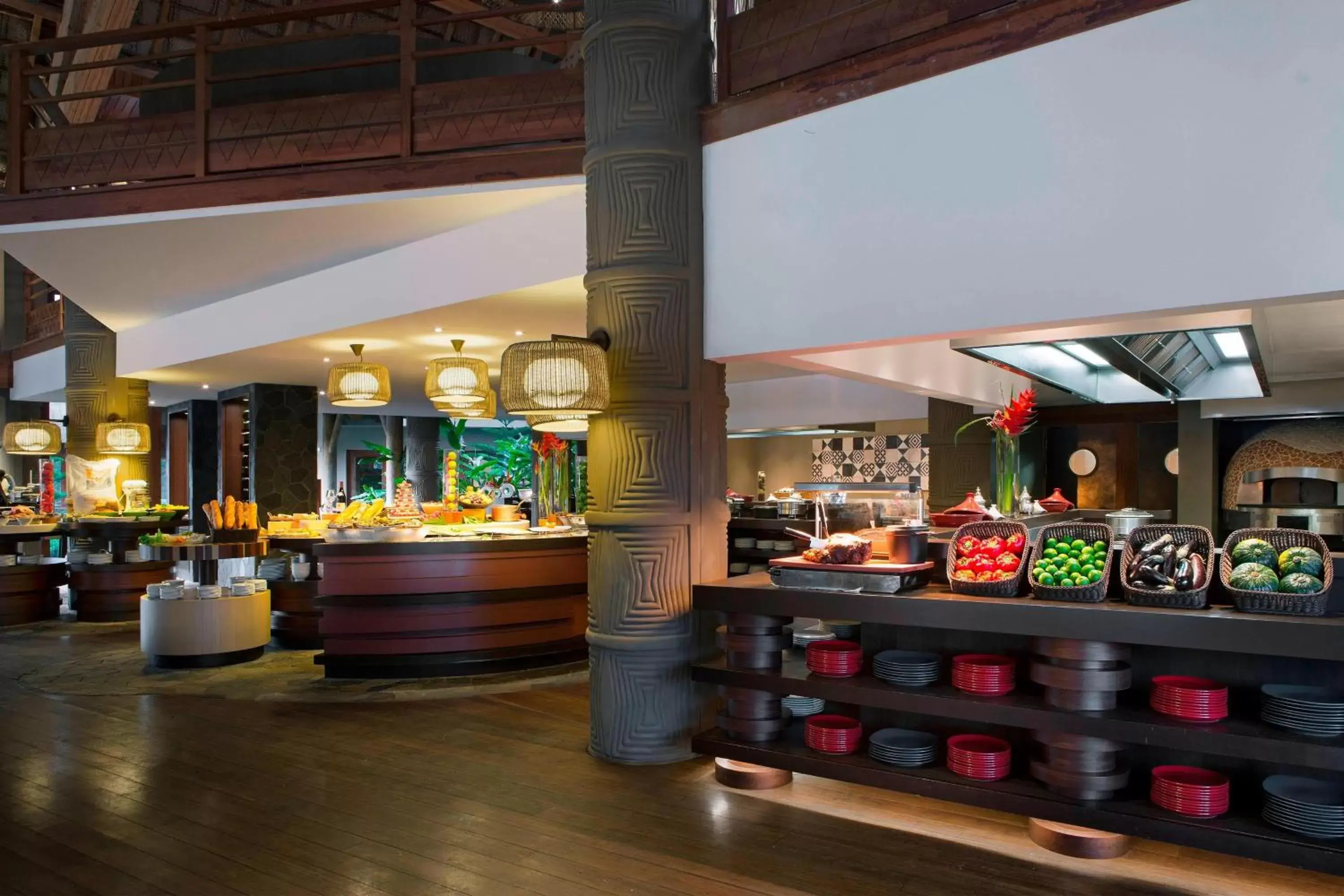Restaurant/places to eat in Sheraton New Caledonia Deva Spa & Golf Resort