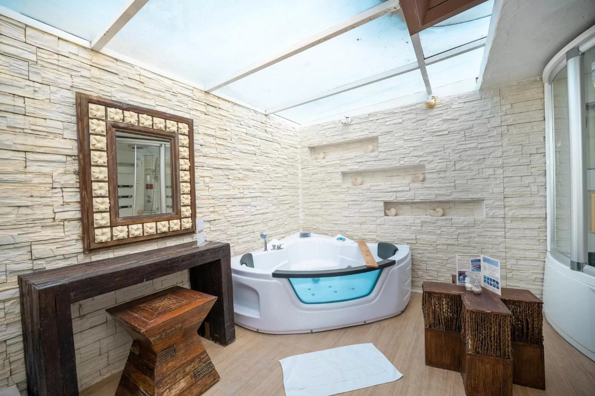 Bathroom in Dhevan Dara Resort & Spa Hua Hin - Pool Villa