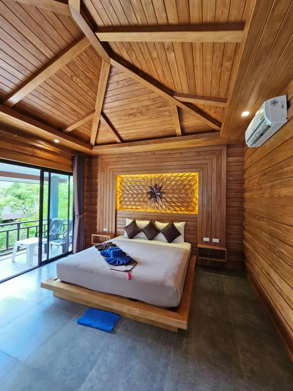 Bedroom in Kantiang Bay View Resort