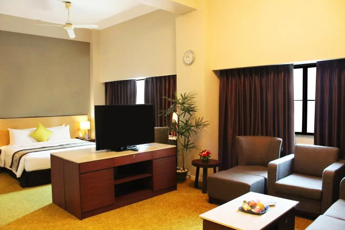 Bedroom, TV/Entertainment Center in Summit Parkview Yangon