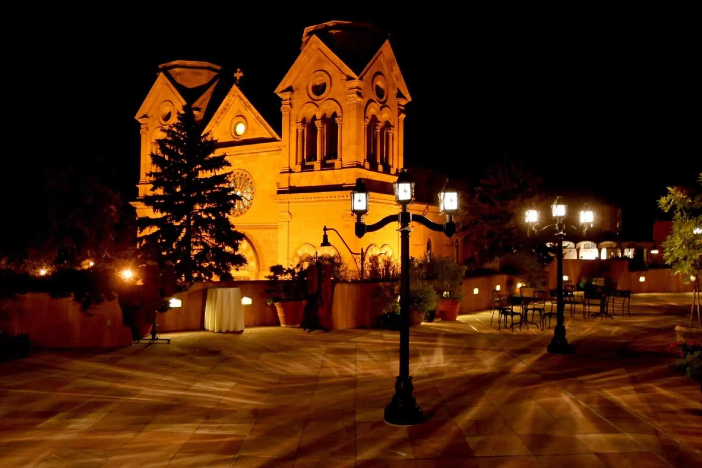 Property Building in La Fonda on the Plaza