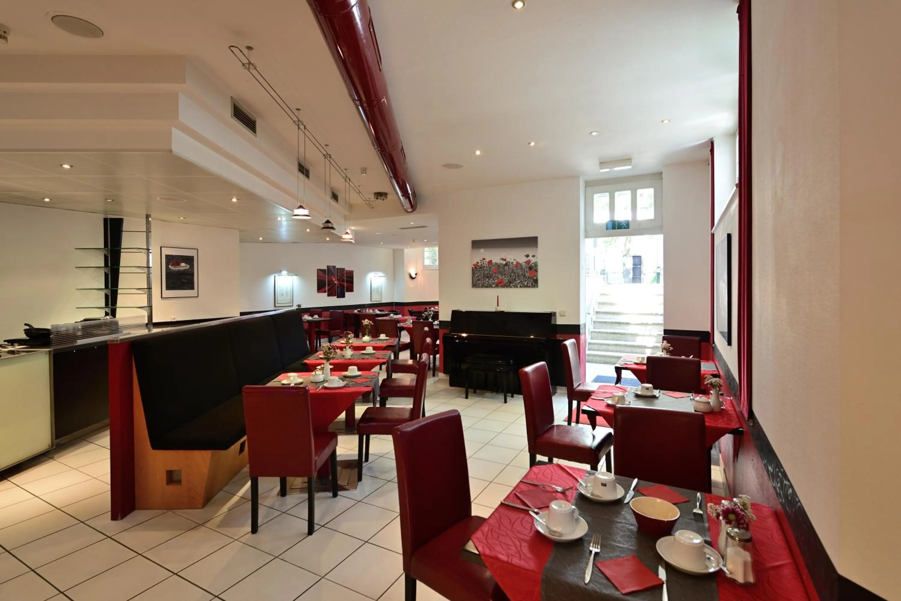 Restaurant/places to eat in Art Hotel Weimar