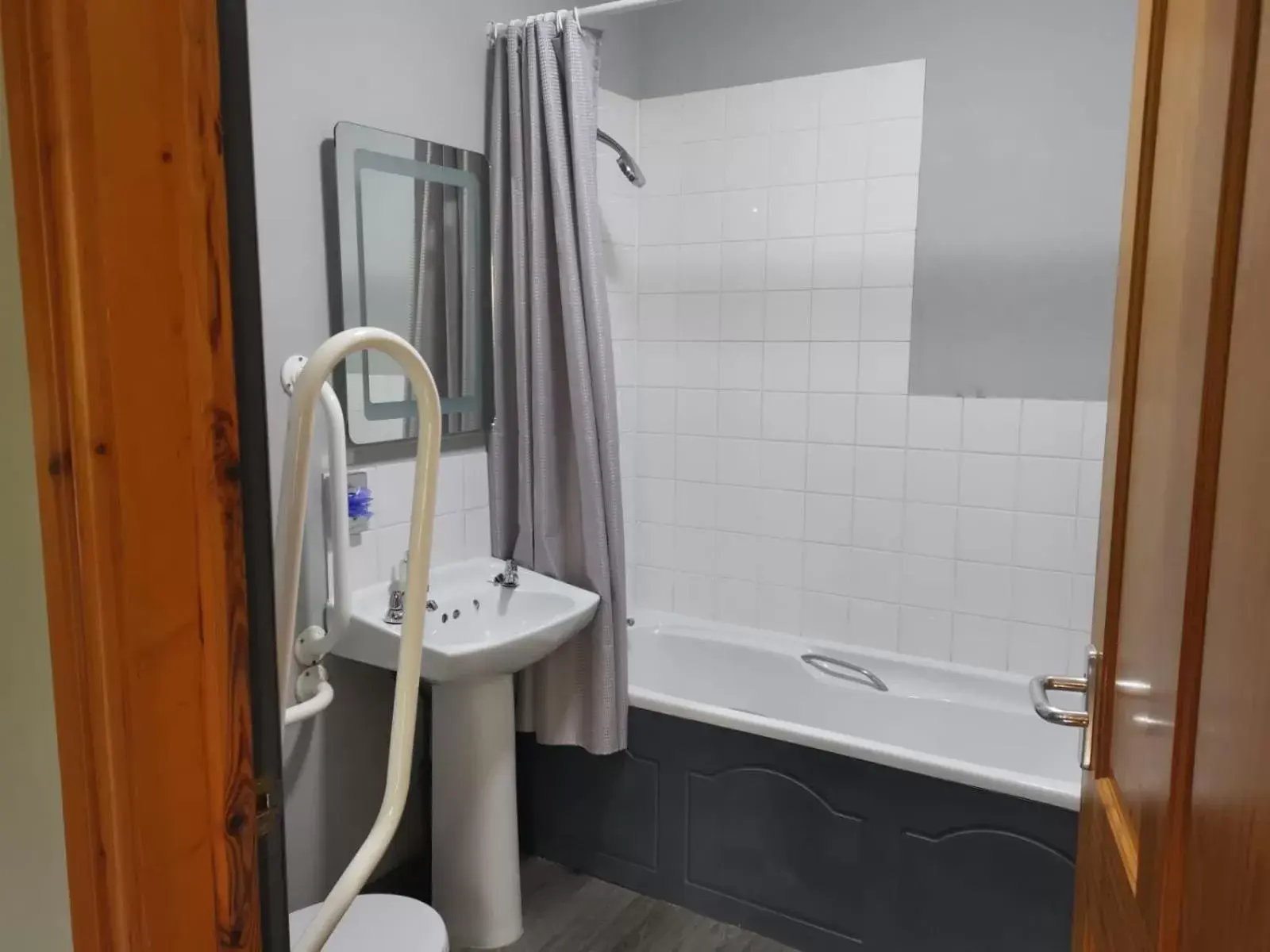Bathroom in The Babbling Brook