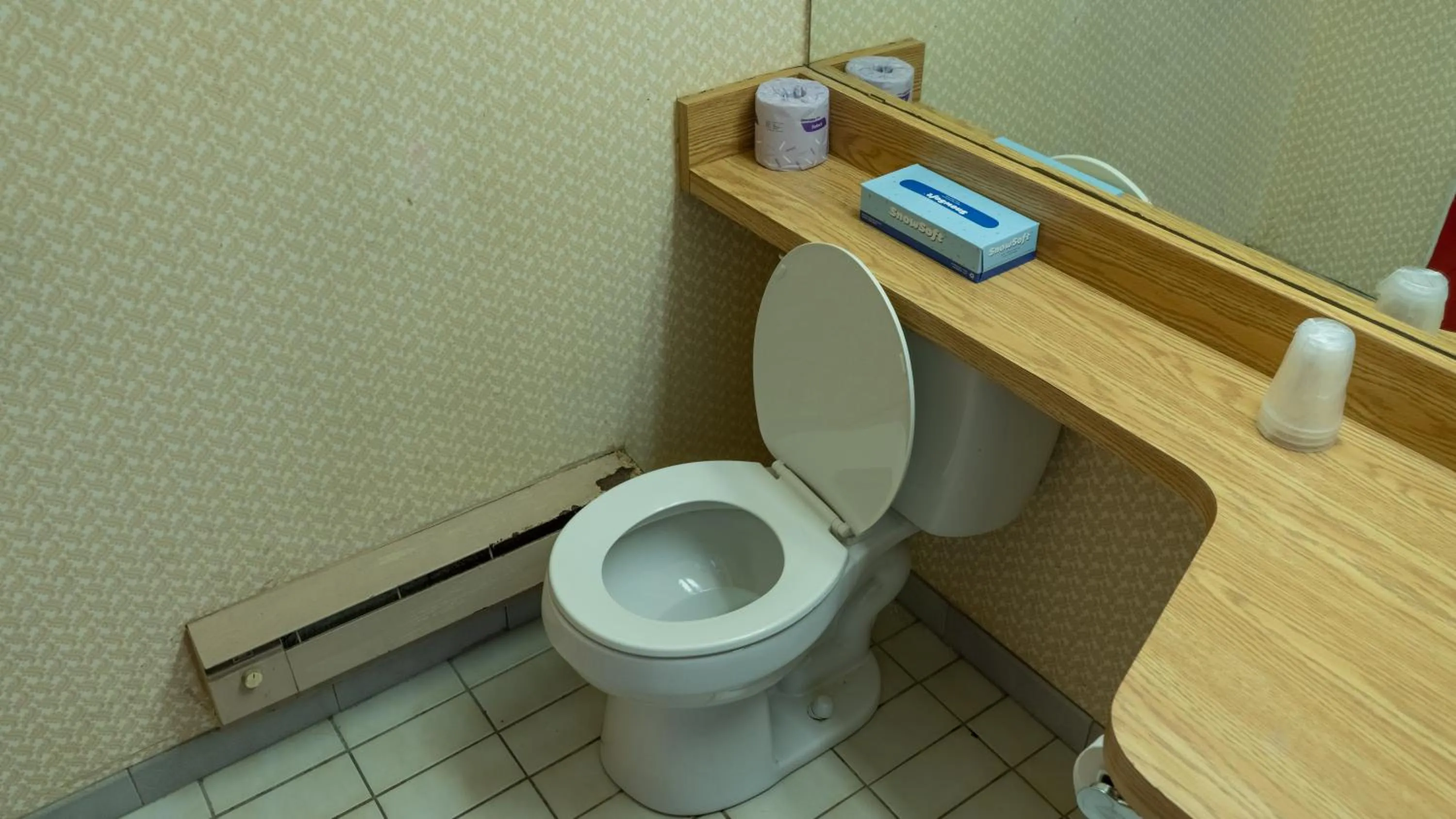 Howard Johnson by Wyndham Niagara Falls