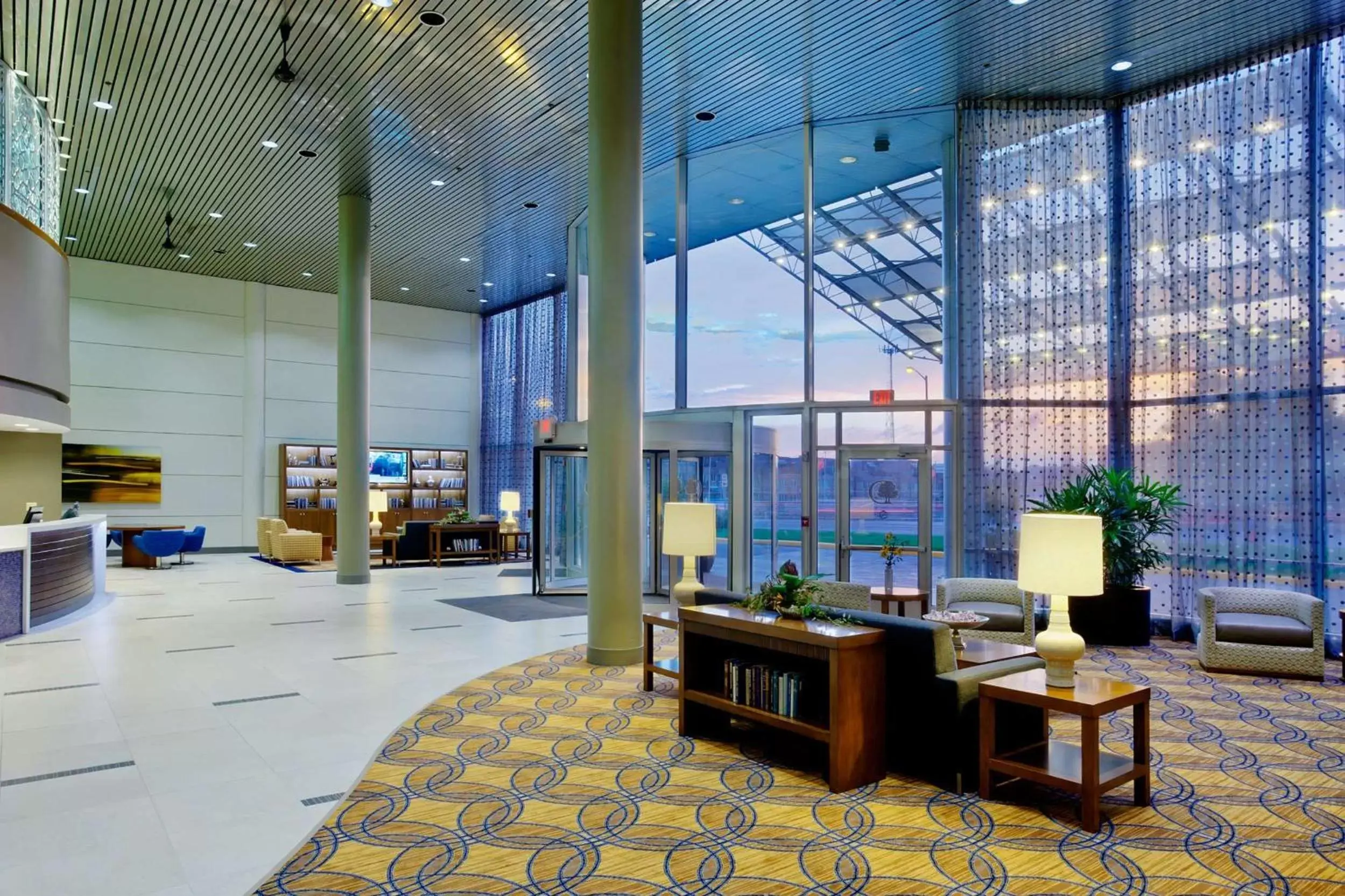 Lobby or reception in DoubleTree by Hilton Hotel South Bend