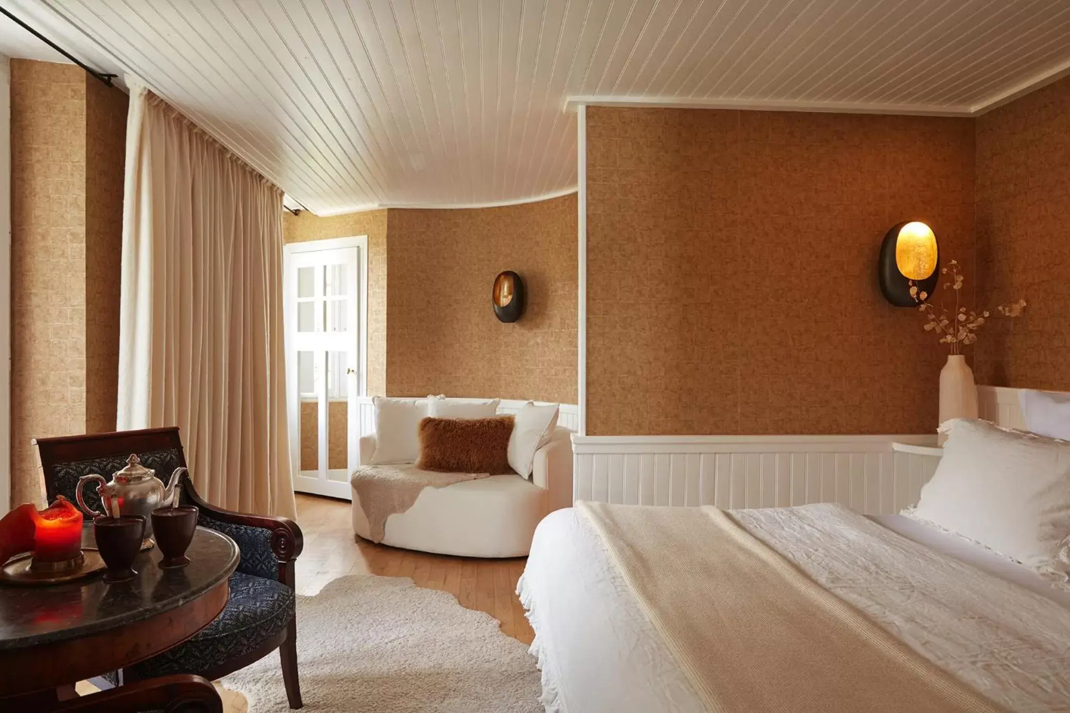 Bedroom in Grand Hotel Soleil d'Or