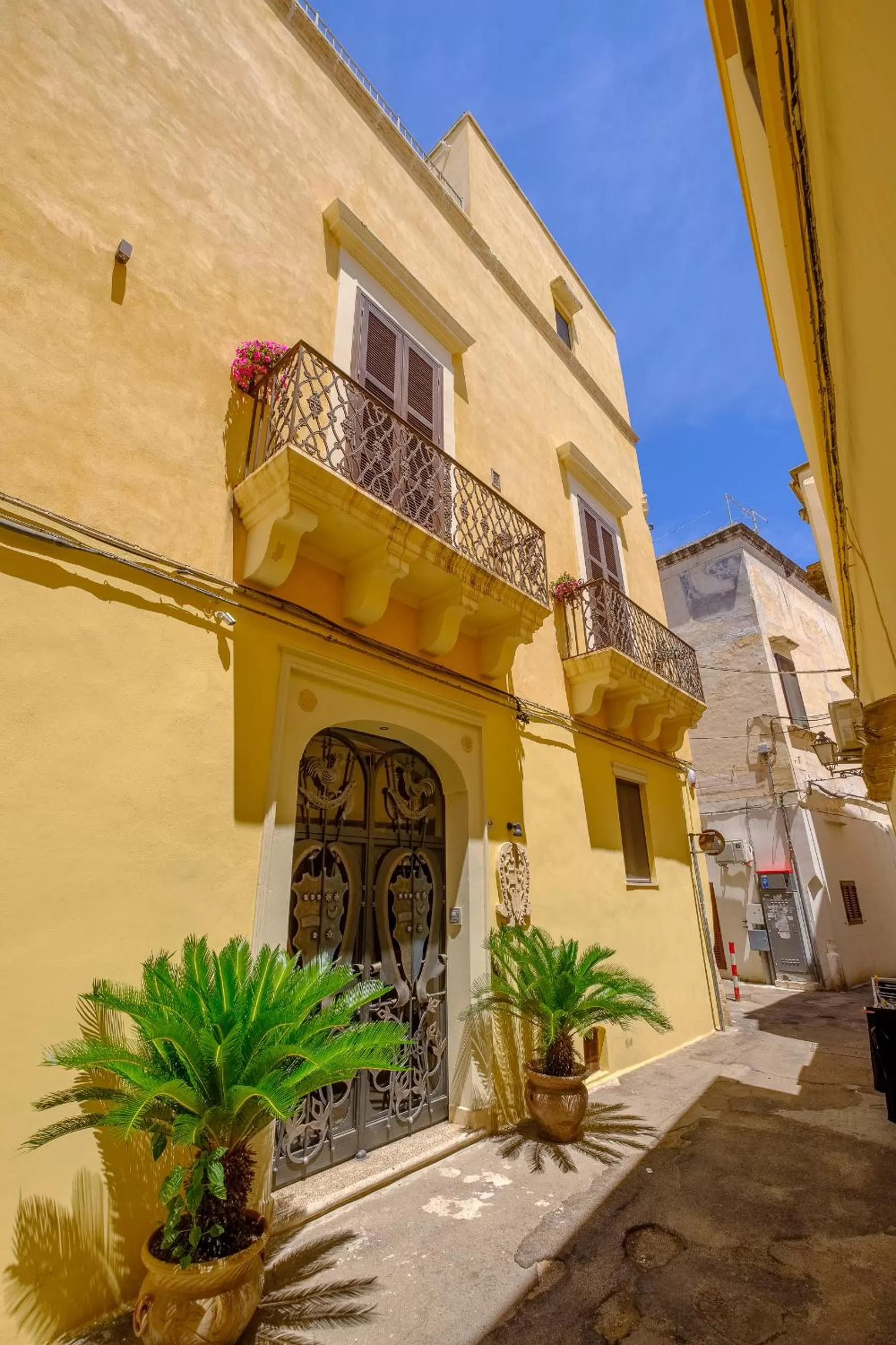 Facade/entrance, Property Building in Palazzo Gallo Resort