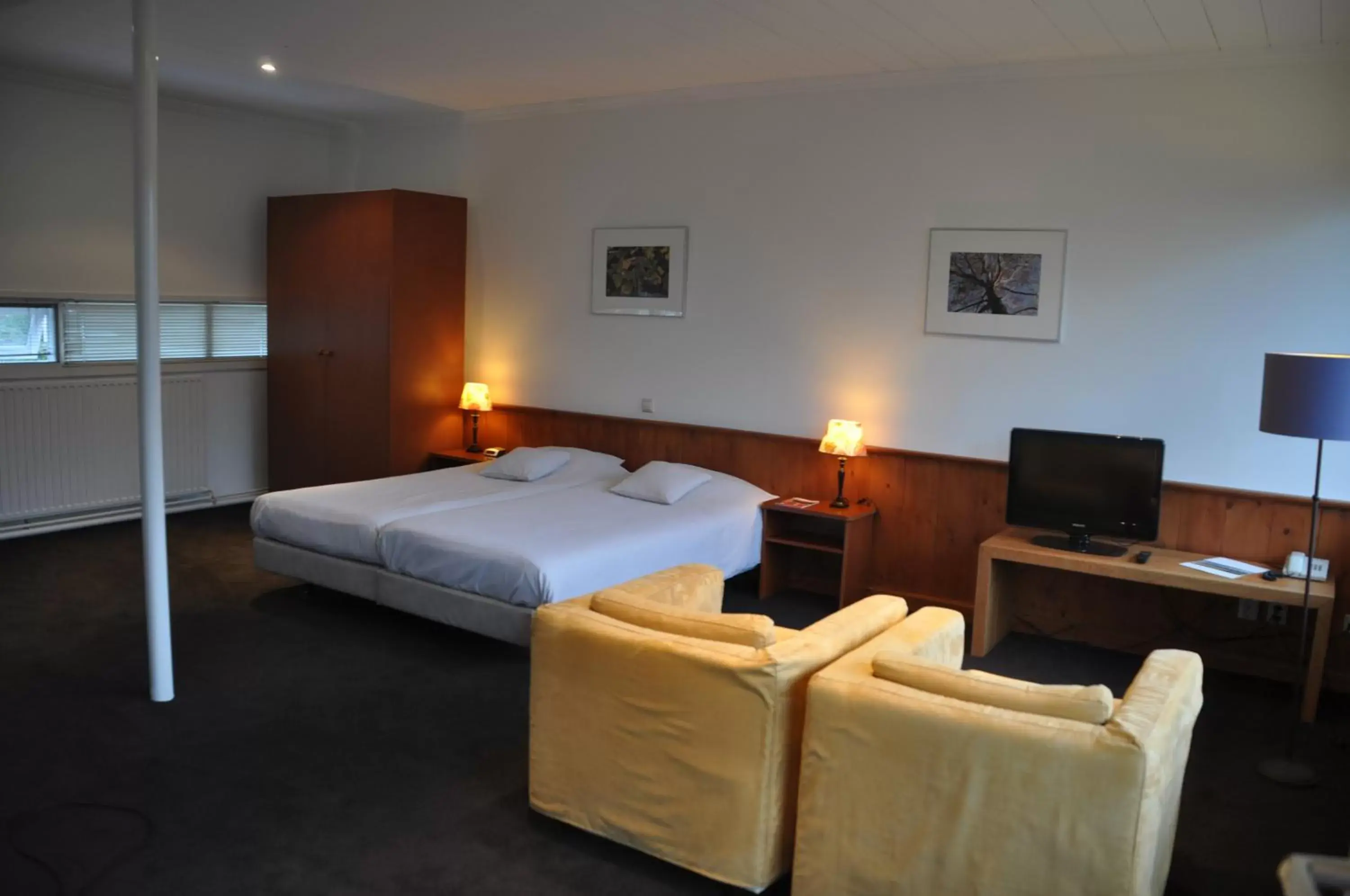 Bedroom in Restaurant-Hotel de Watergeus