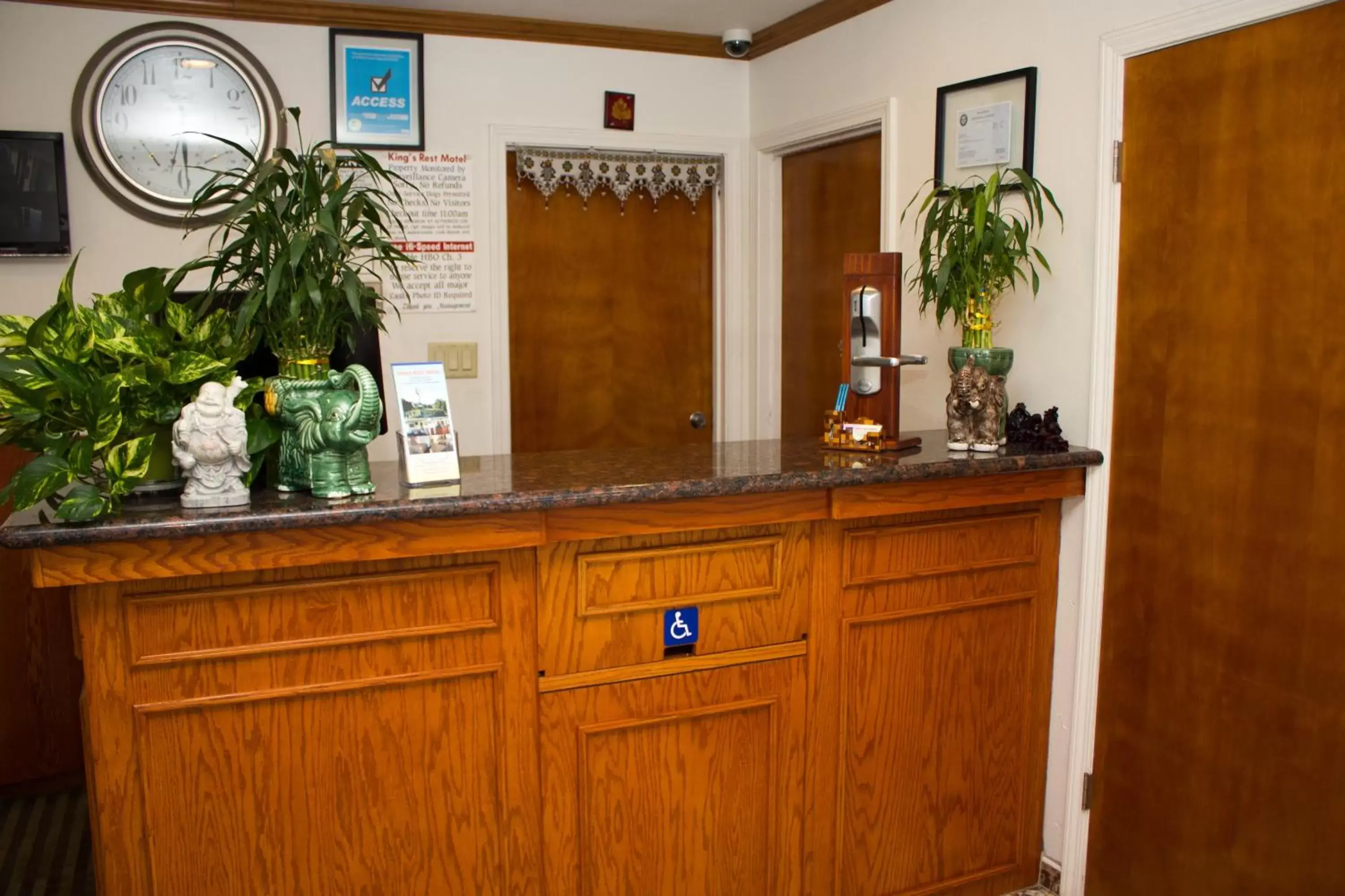 Lobby/Reception in King's Rest Motel