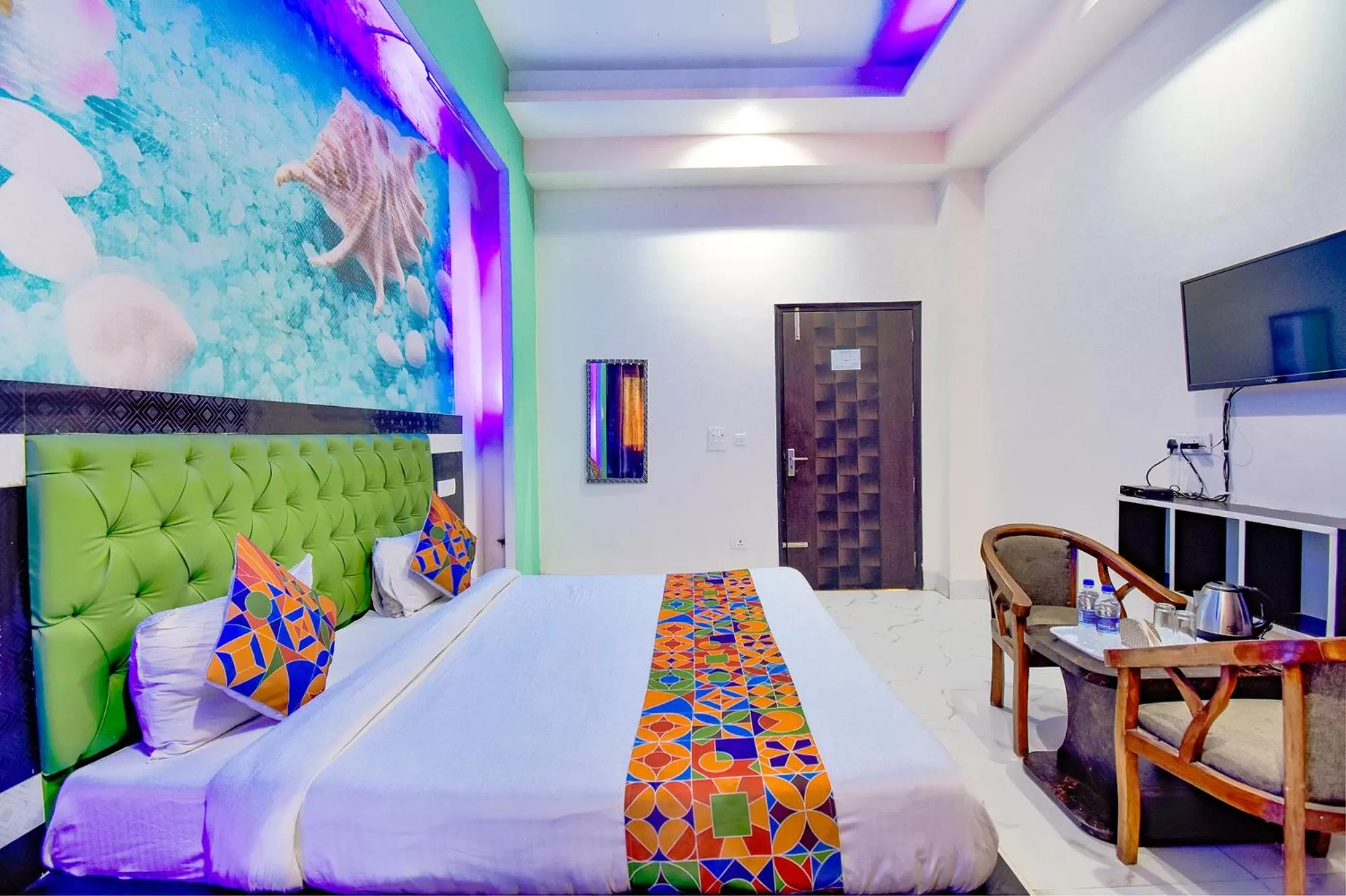 Bed in FabHotel Prime Sumanglam