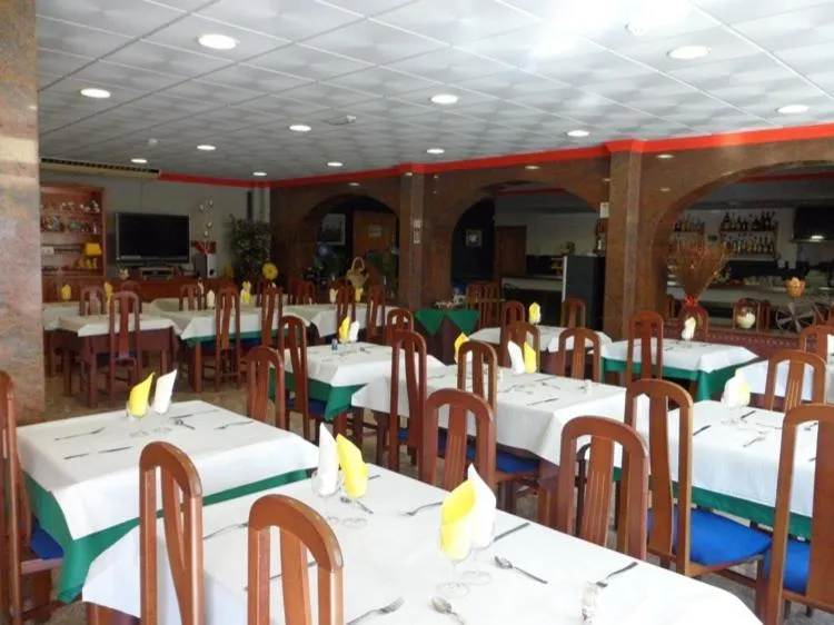 Restaurant/places to eat in Hotel La Bolera