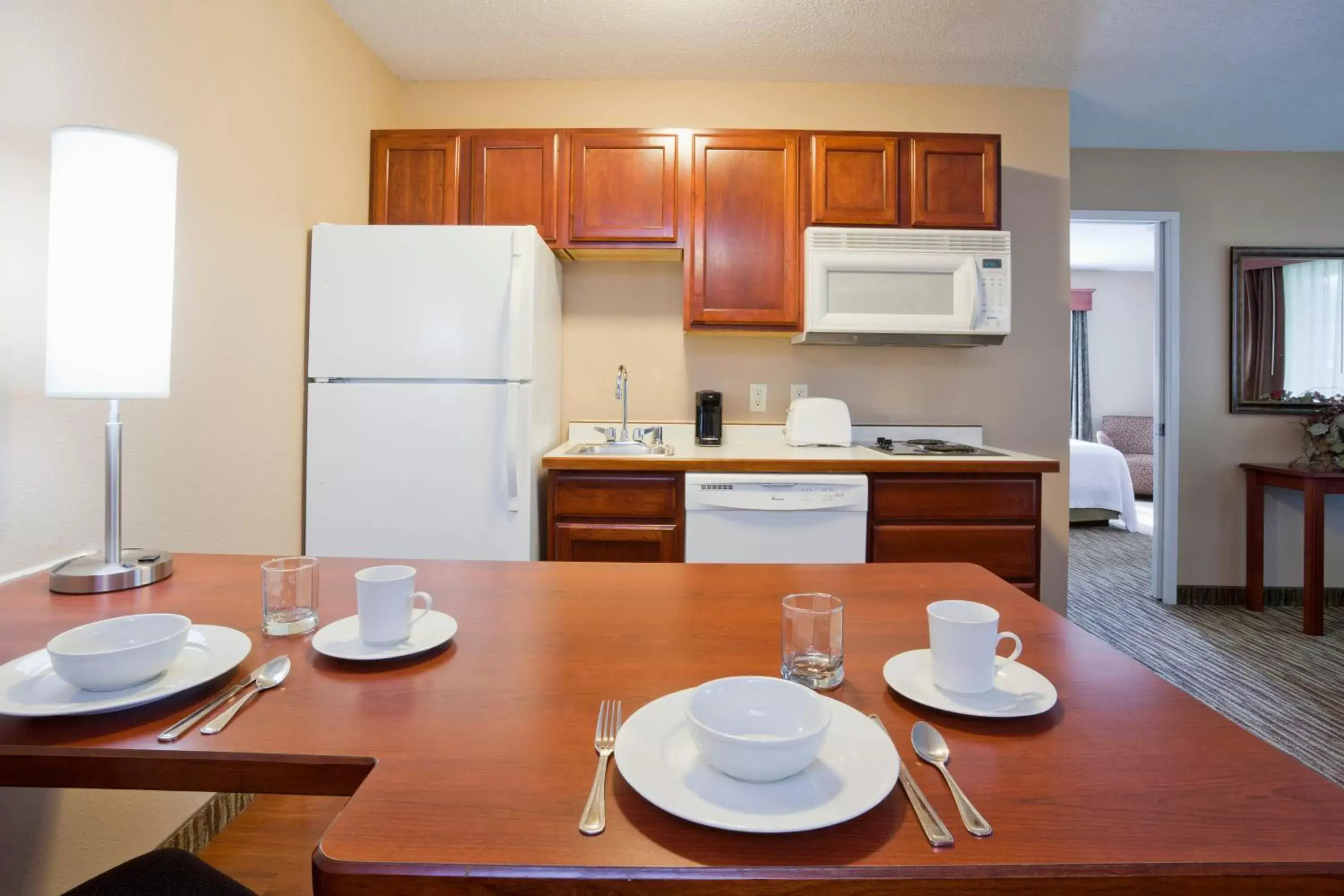 Kitchen/Kitchenette in GrandStay Residential Suites Hotel - Eau Claire