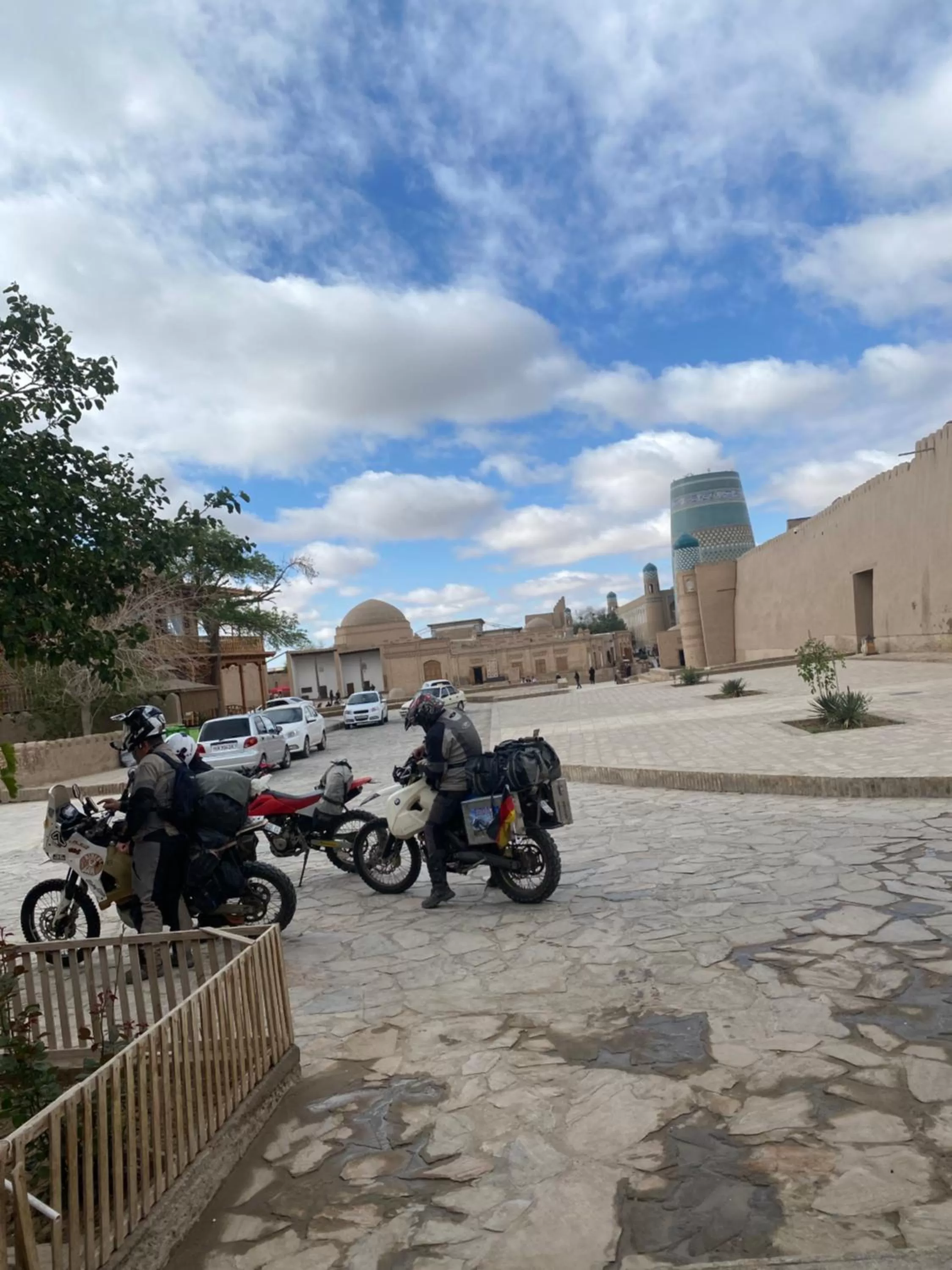 KHIVA HOSTEL ...