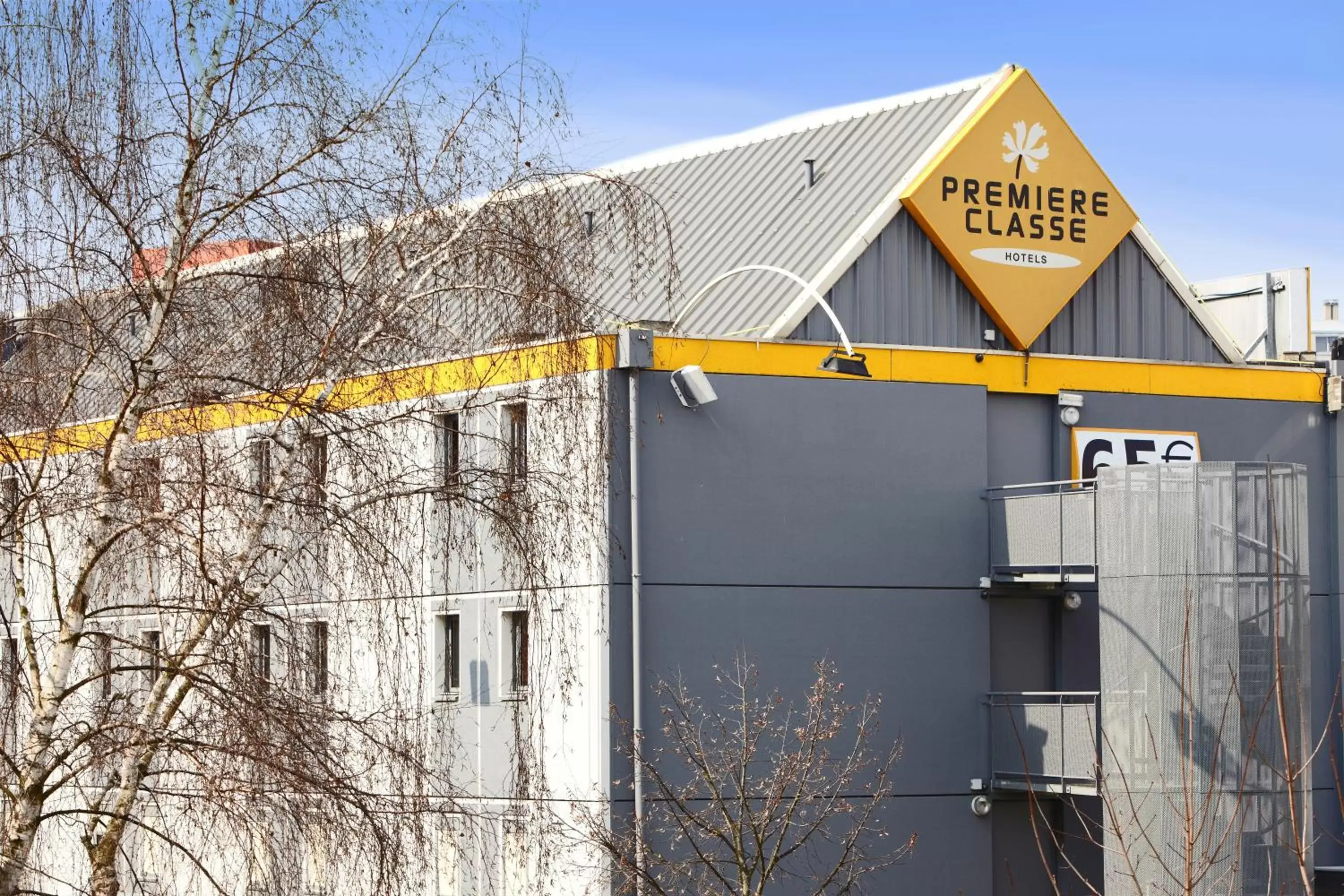 Facade/entrance, Property Building in Premiere Classe Montreuil