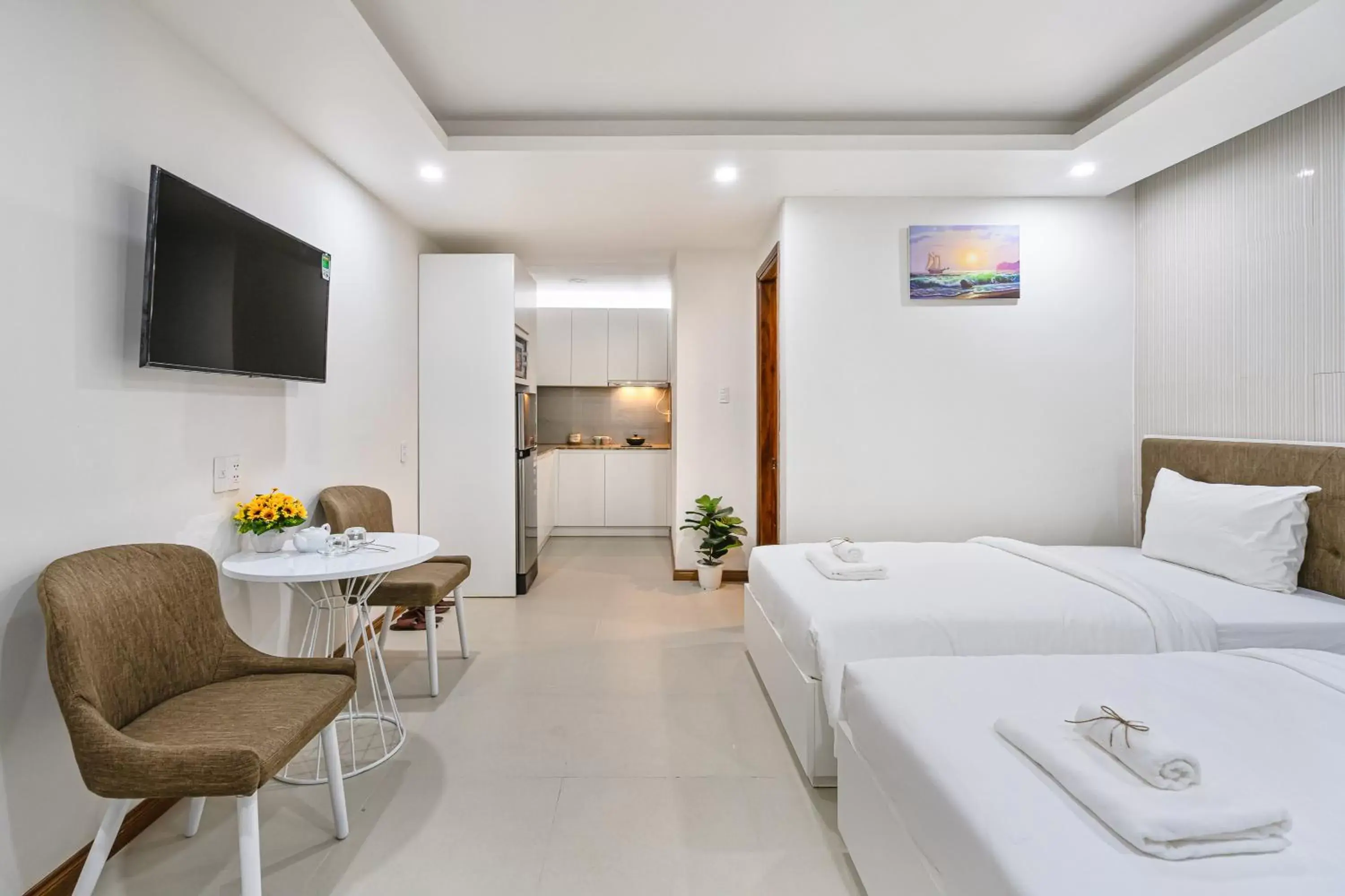 Deluxe Twin Room - Basement in The Royal Hotel & Apartment - Phu My Hung Deluxe Twin Room - Basement in The Royal Hotel & Apartment - Phu My Hung