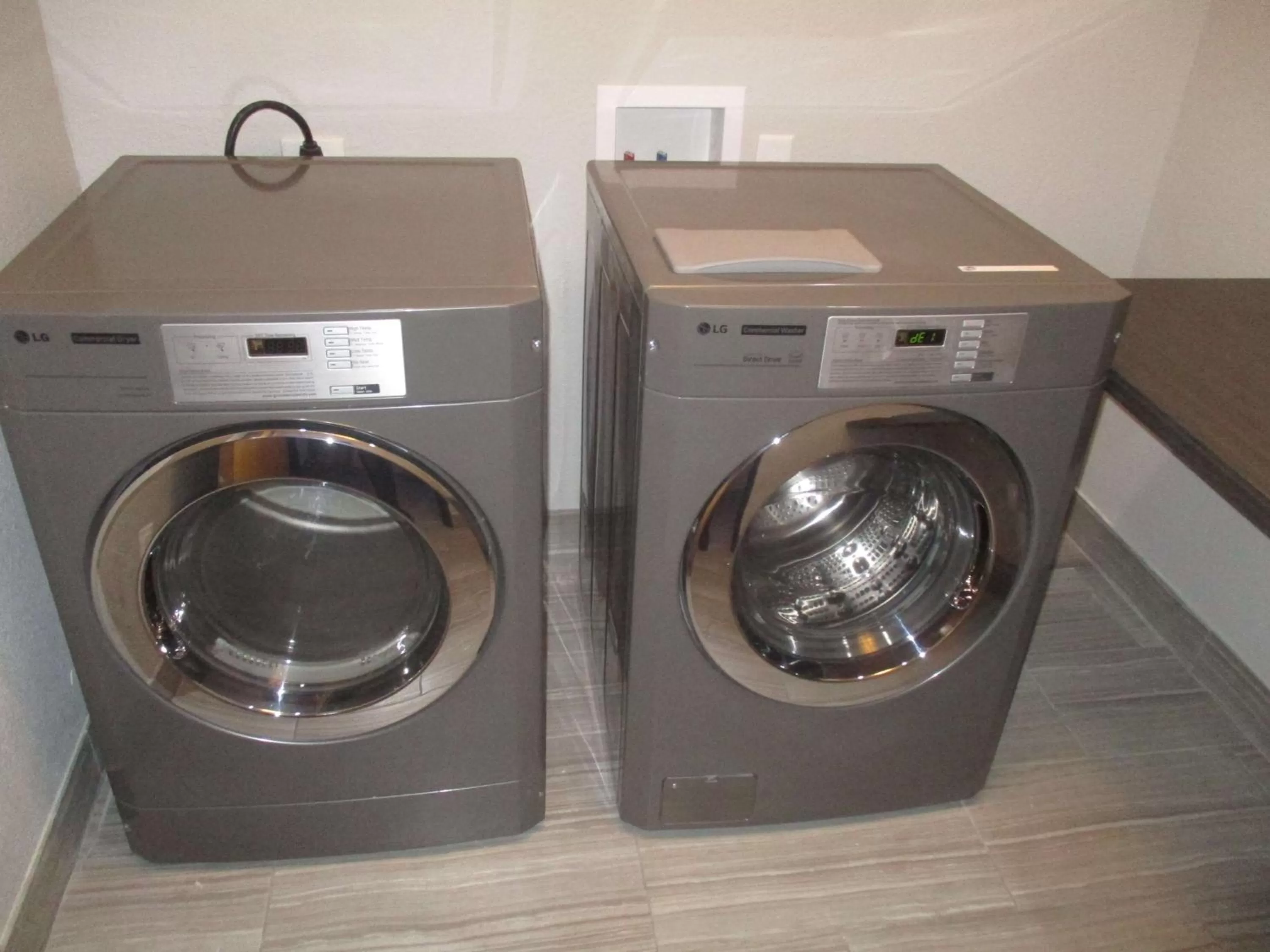 On site, Kitchen/Kitchenette in Best Western Plus Lampasas Inn & Suites