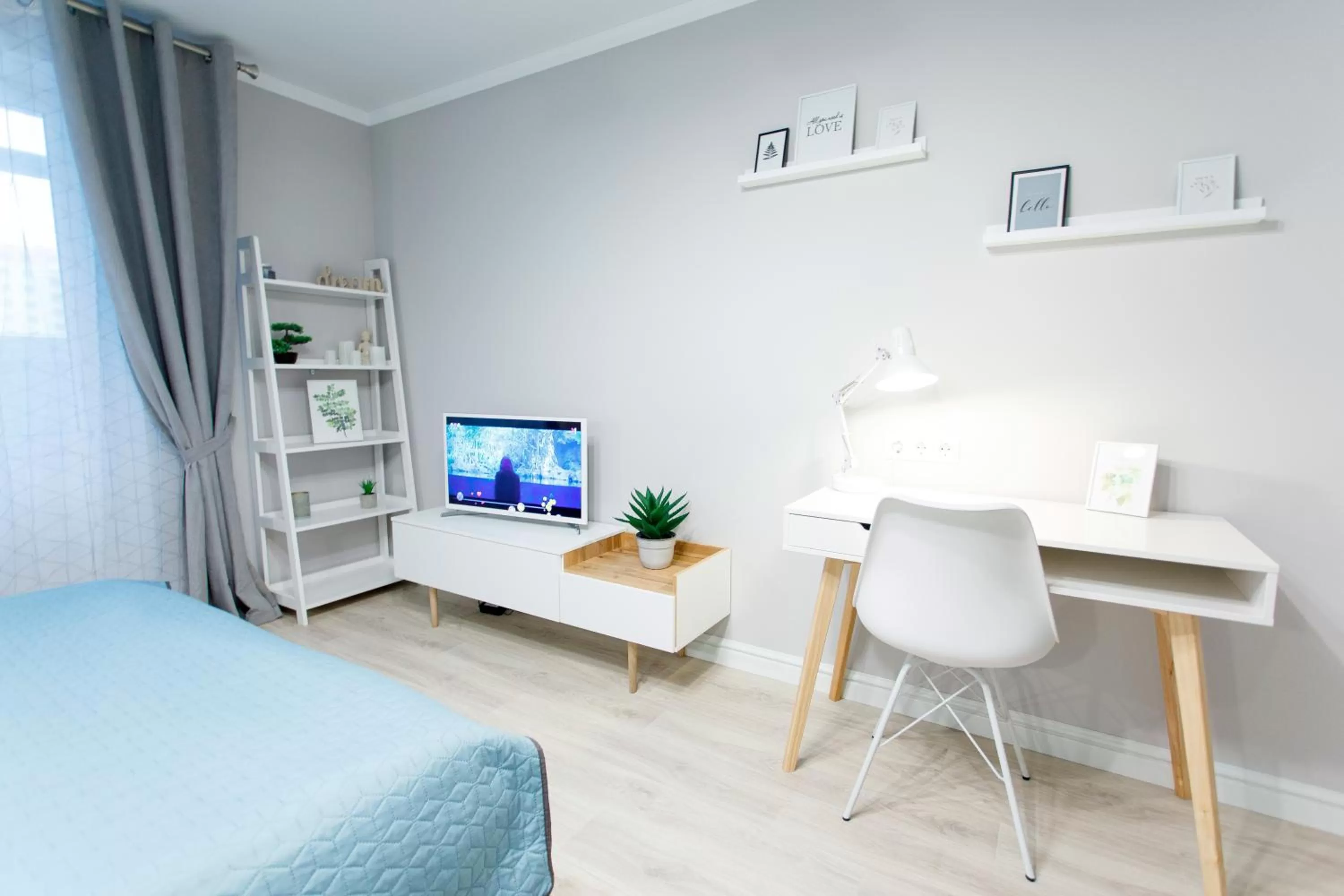 Bed in Apart-Hotel LAVINA з ДЖАКУЗІ