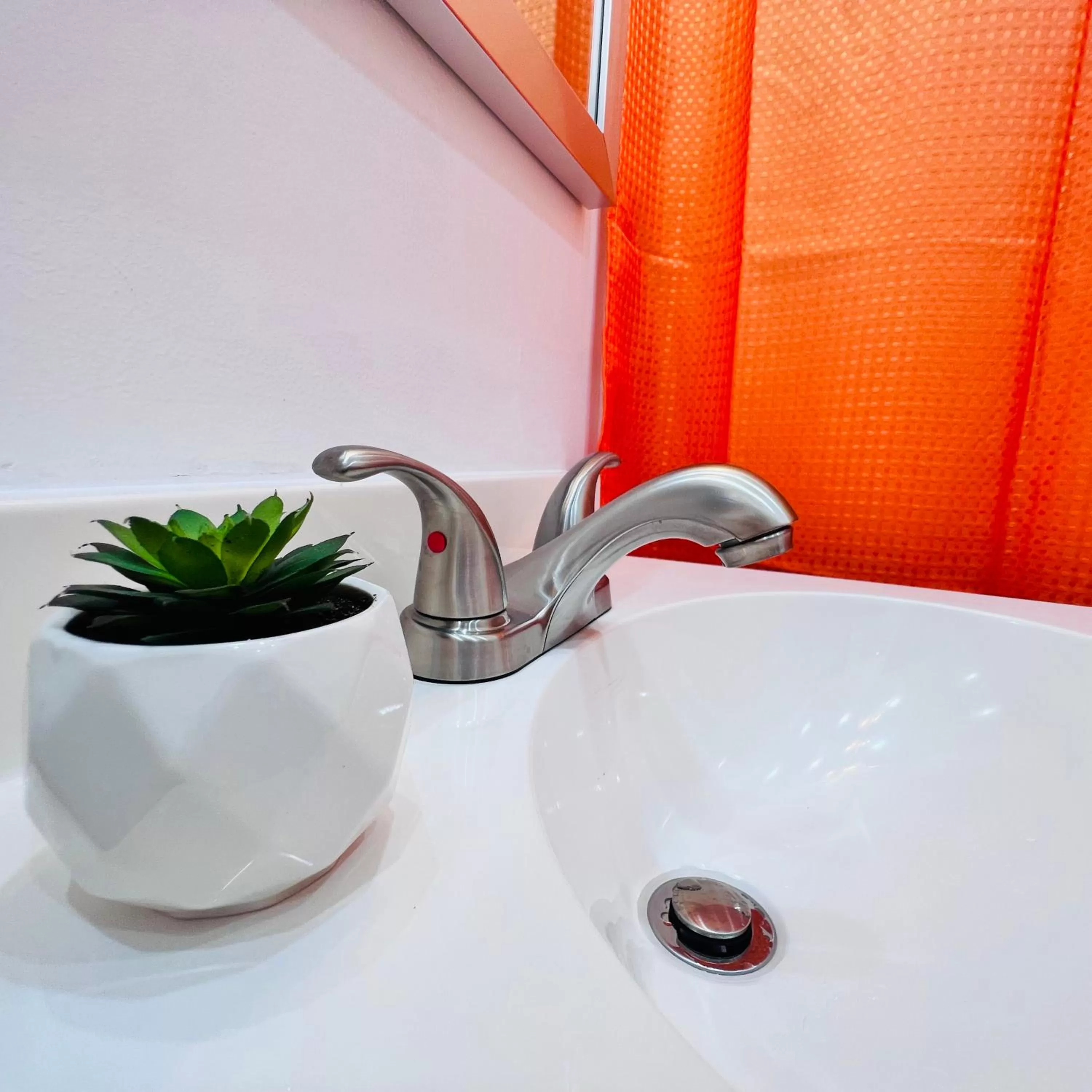 Bathroom in CocoBay 2BR Condos Near Beach, Galleria Mall, Wilton Manors, Cruise Port