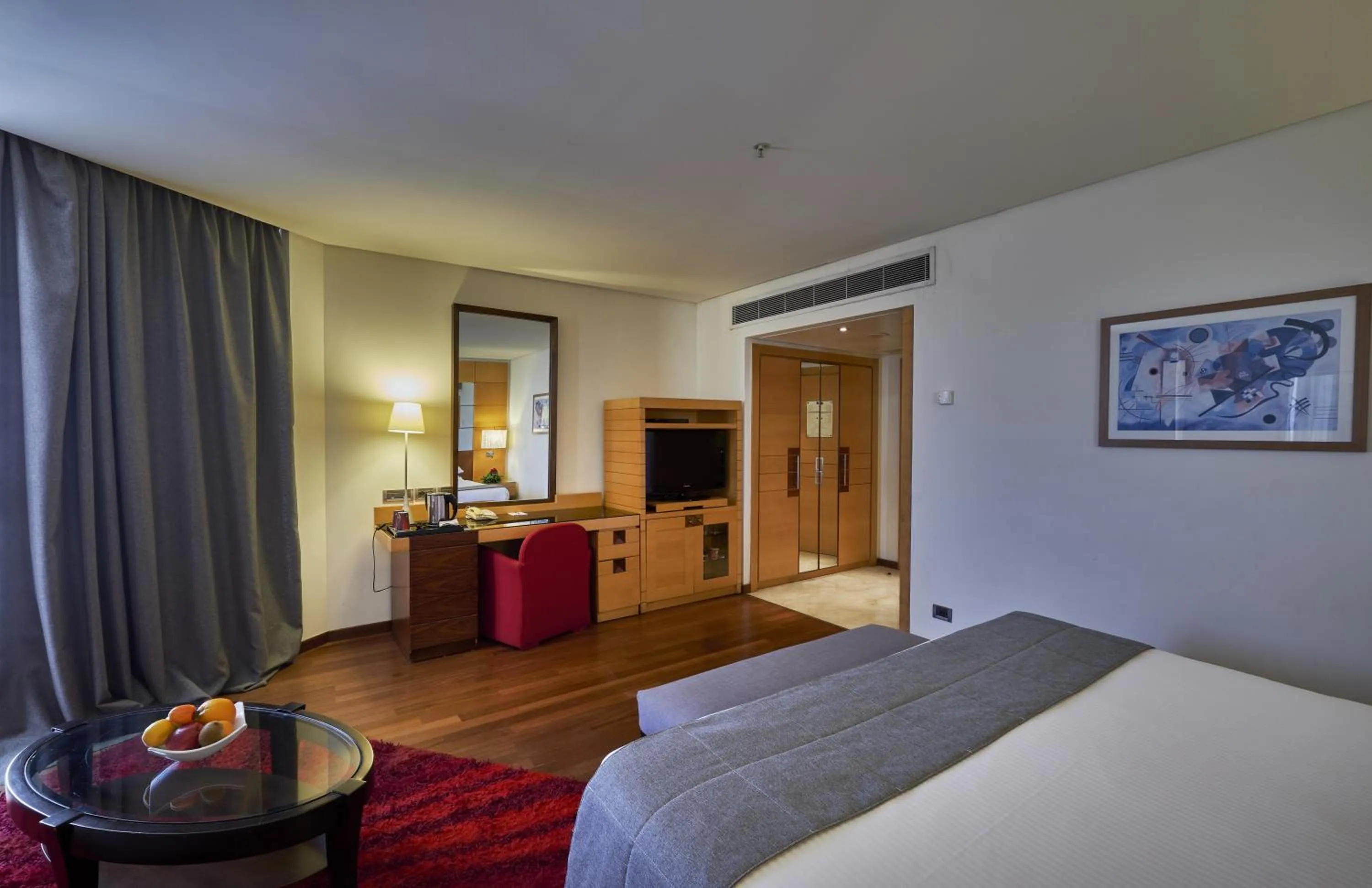 Bedroom, Bed in Coral Beach Hotel And Resort Beirut