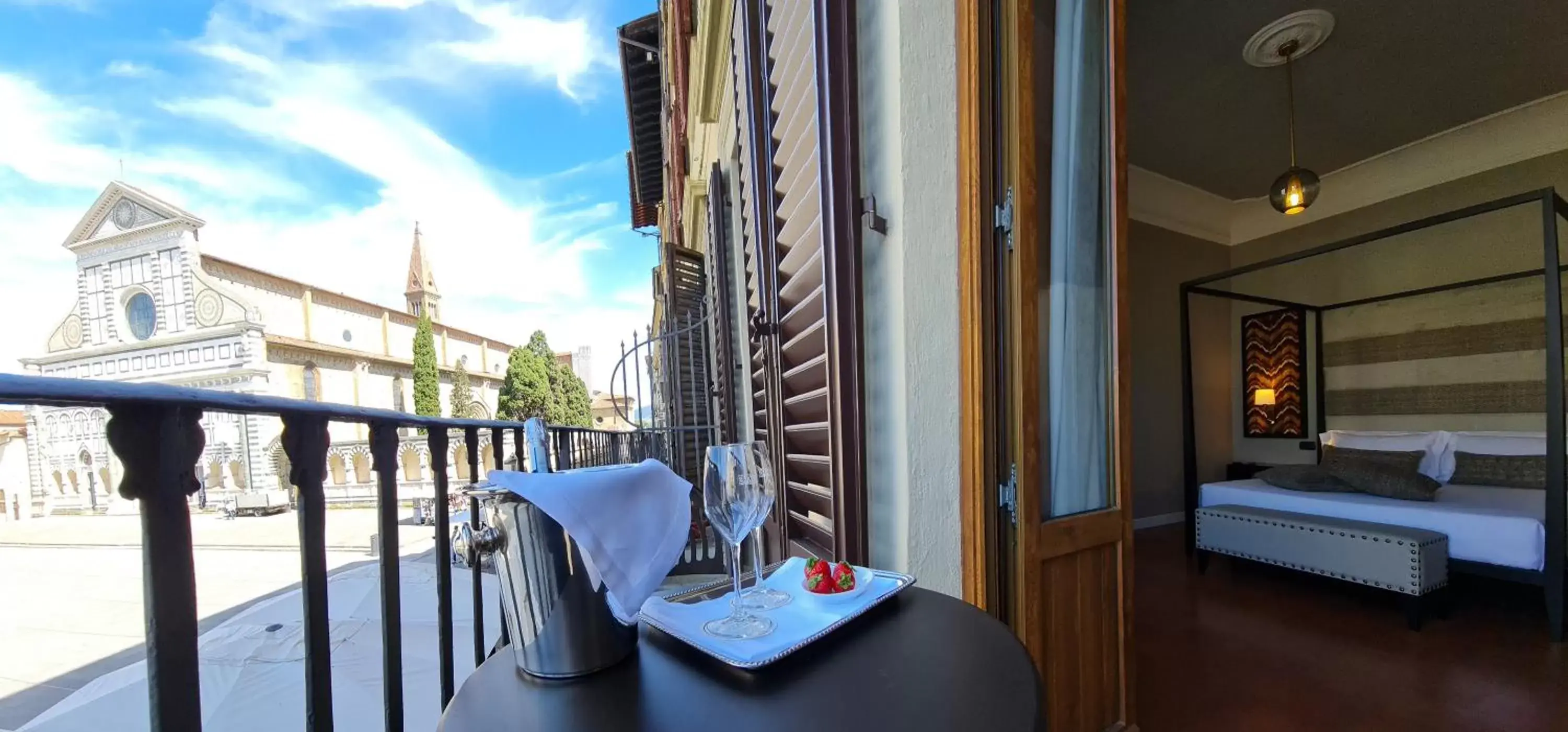 Balcony/Terrace in Santa Maria Novella - WTB Hotels
