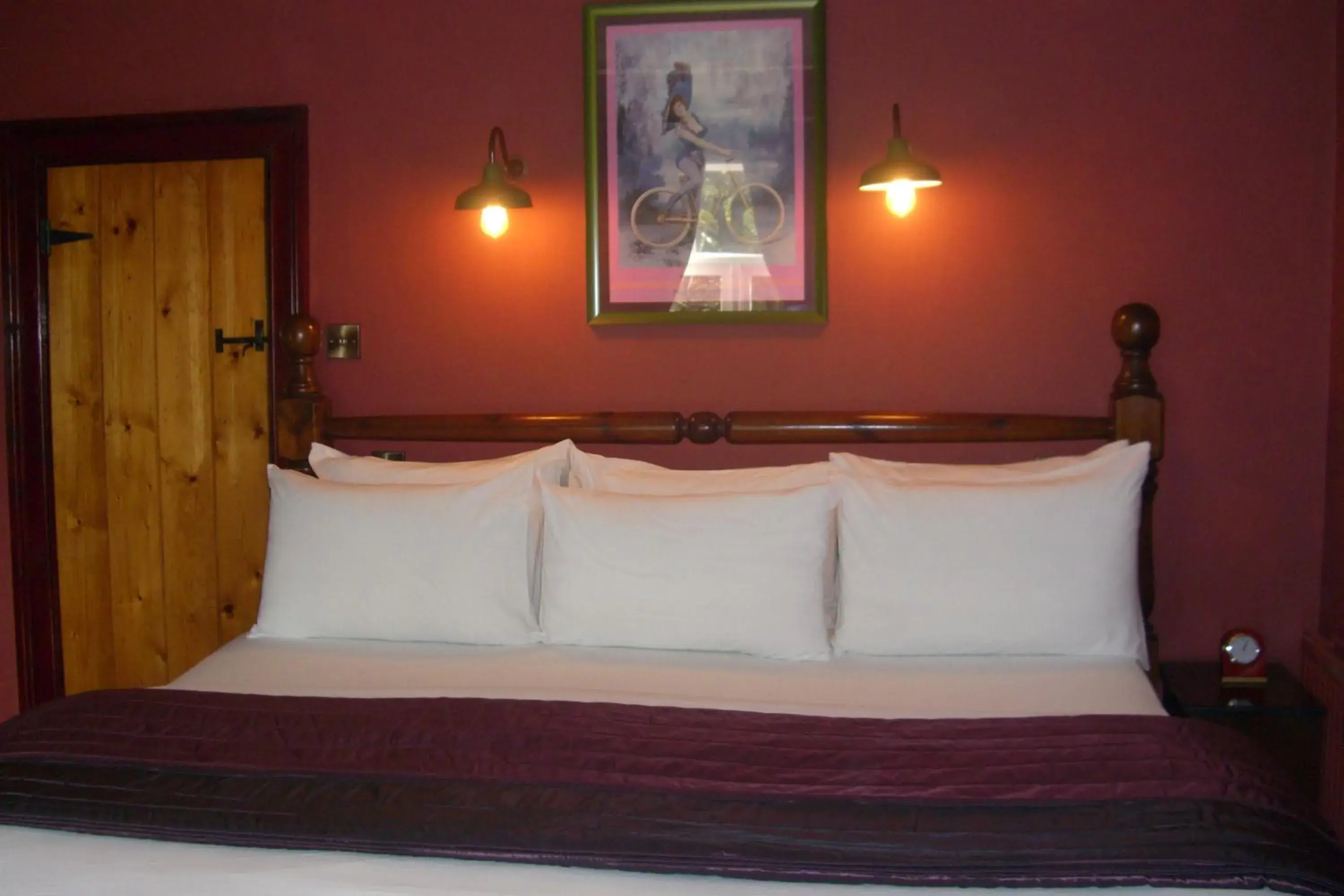 Bed, Room Photo in Ash Farm Country House