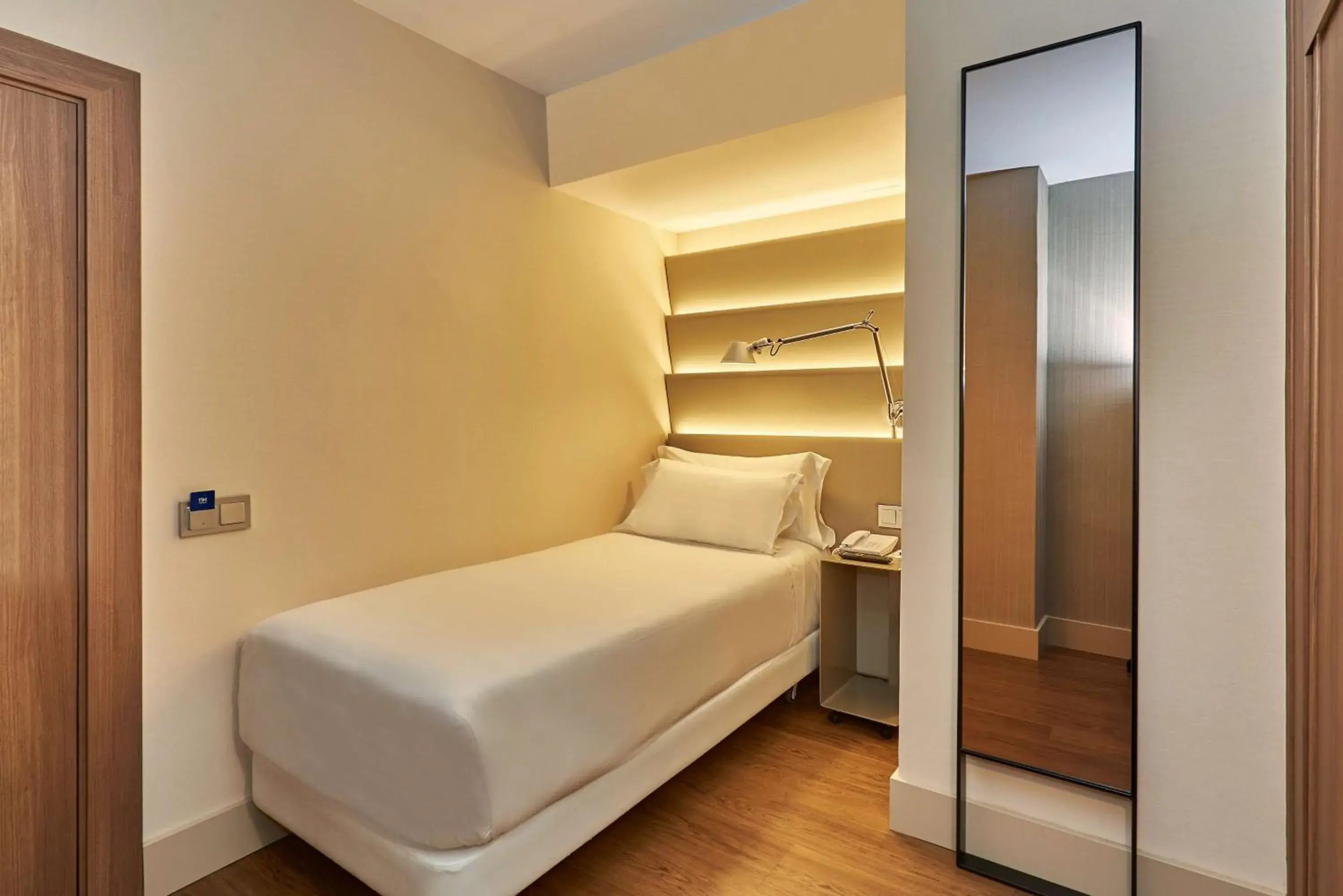 Photo of the whole room, Bed in NH Sants Barcelona