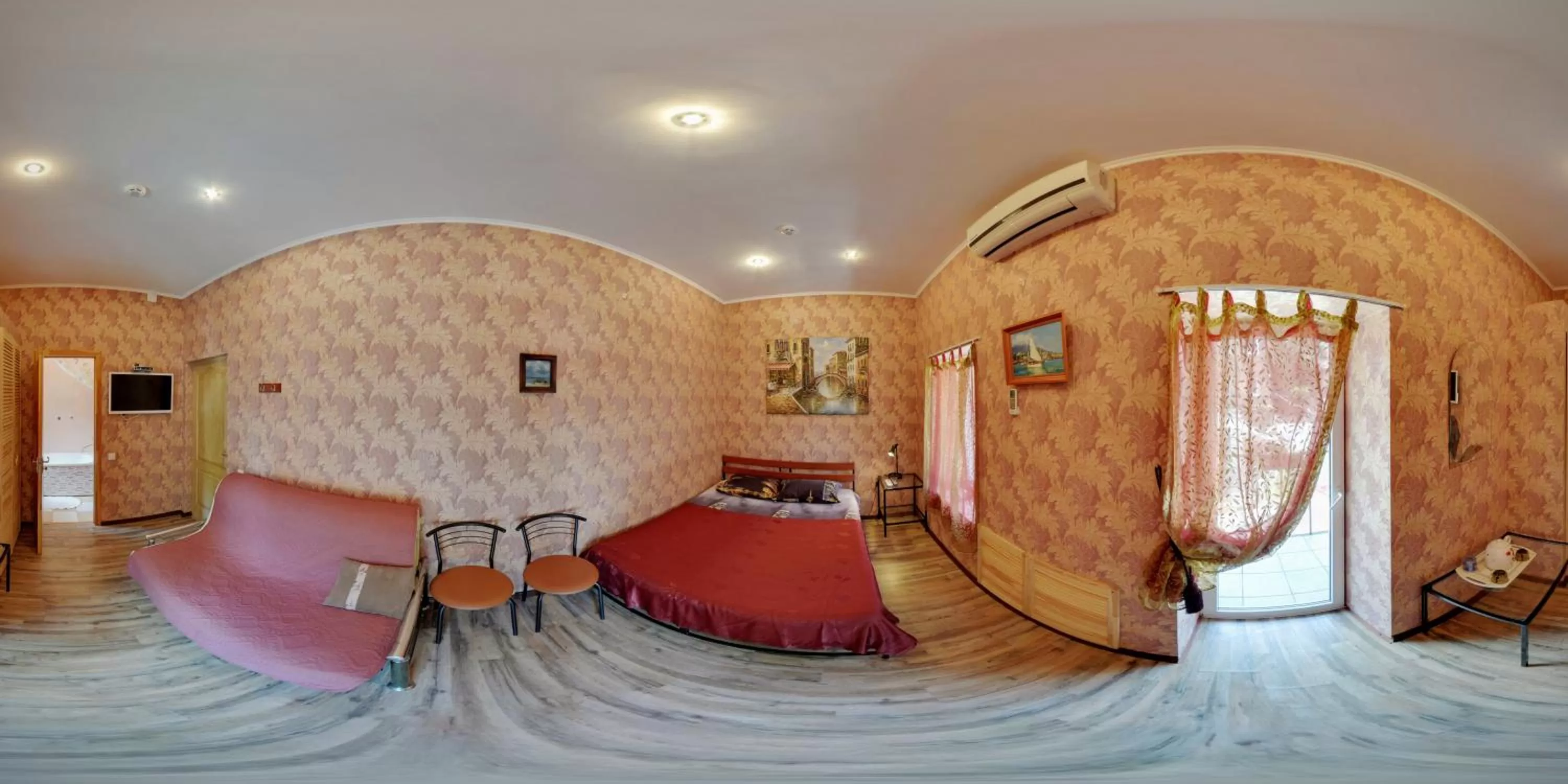 Photo of the whole room, Bed in YELLOW UNLIMITED HOTEL 4