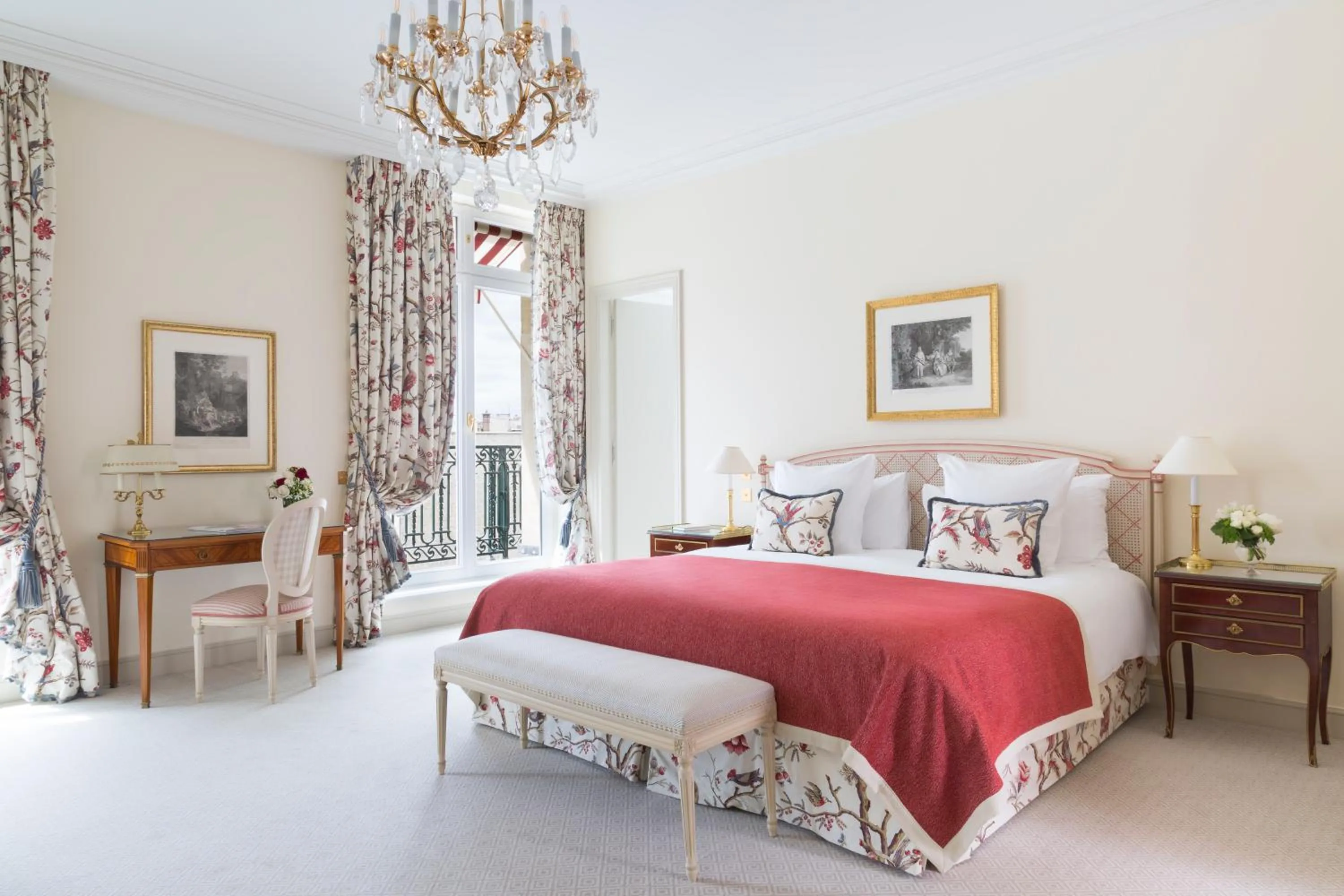 Bedroom, Bed in Le Bristol Paris, Oetker Hotels