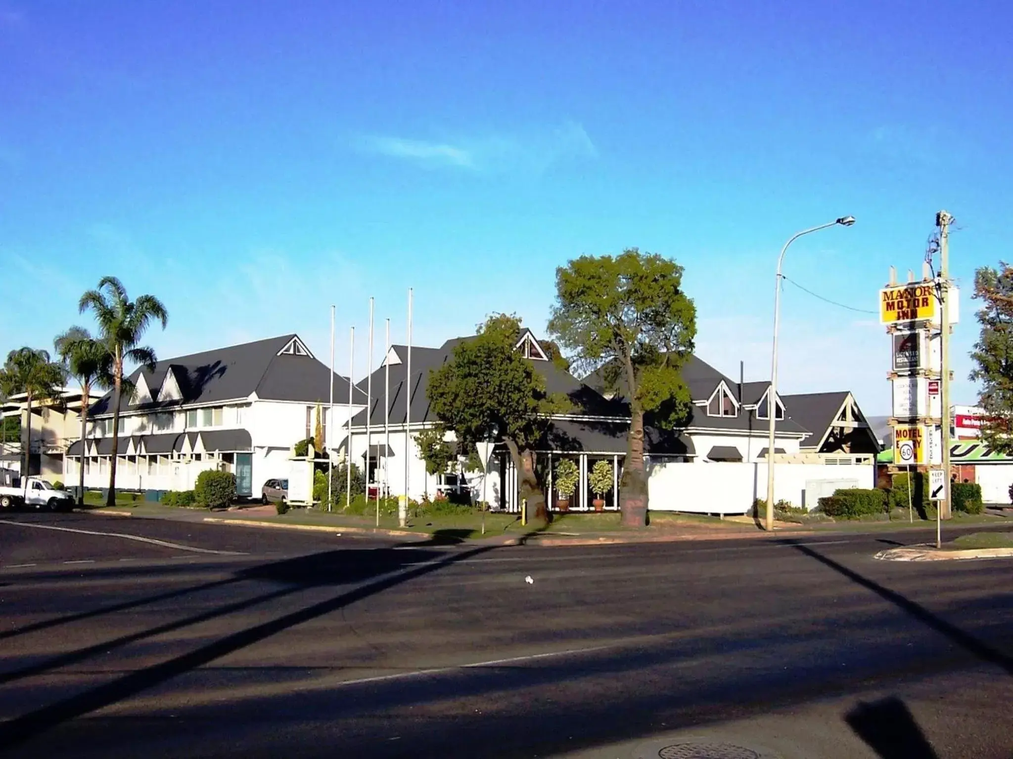 Facade/entrance in Dalby Manor Motor Inn