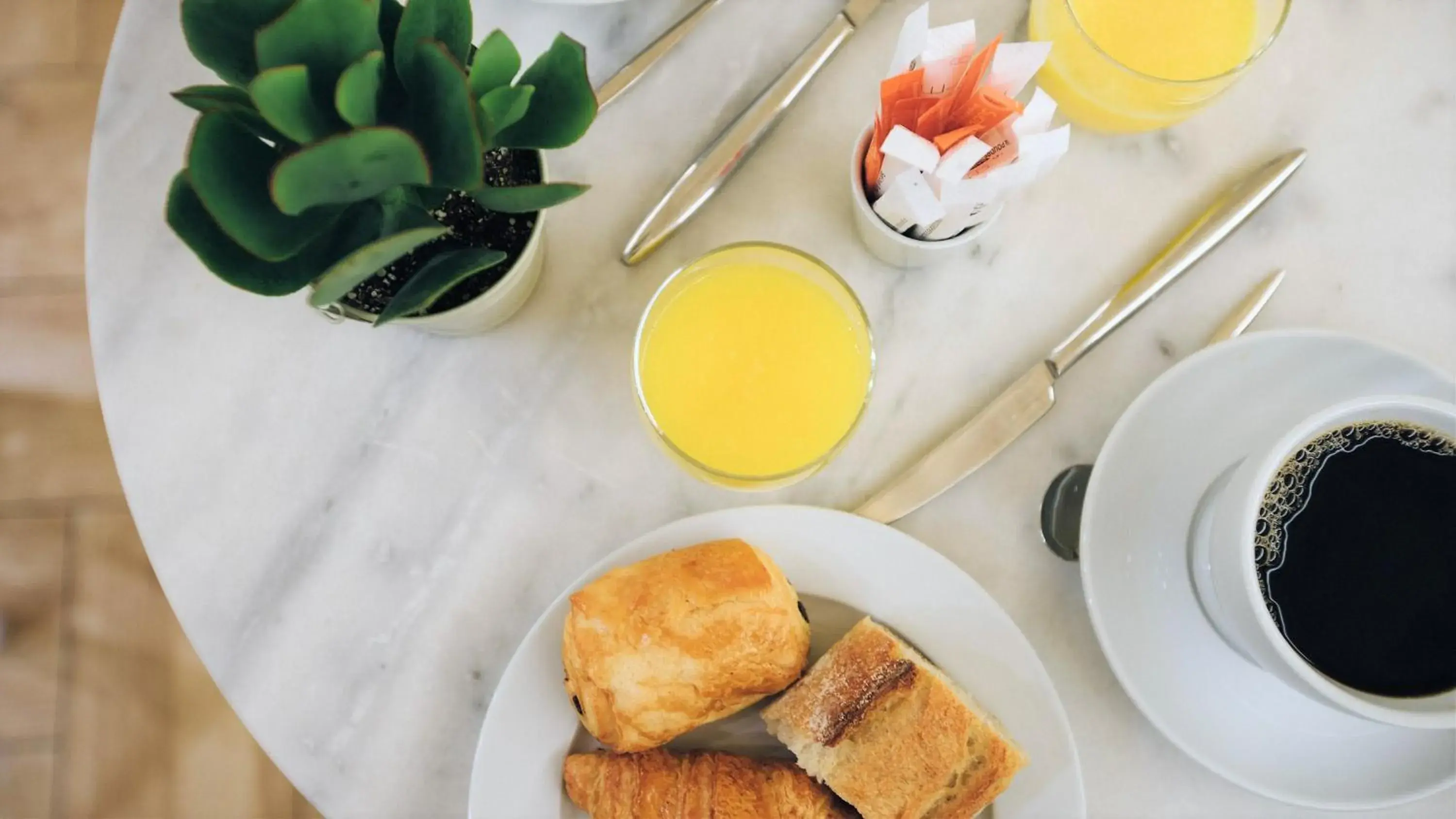 Continental breakfast, Breakfast in Romance Malesherbes by Patrick Hayat