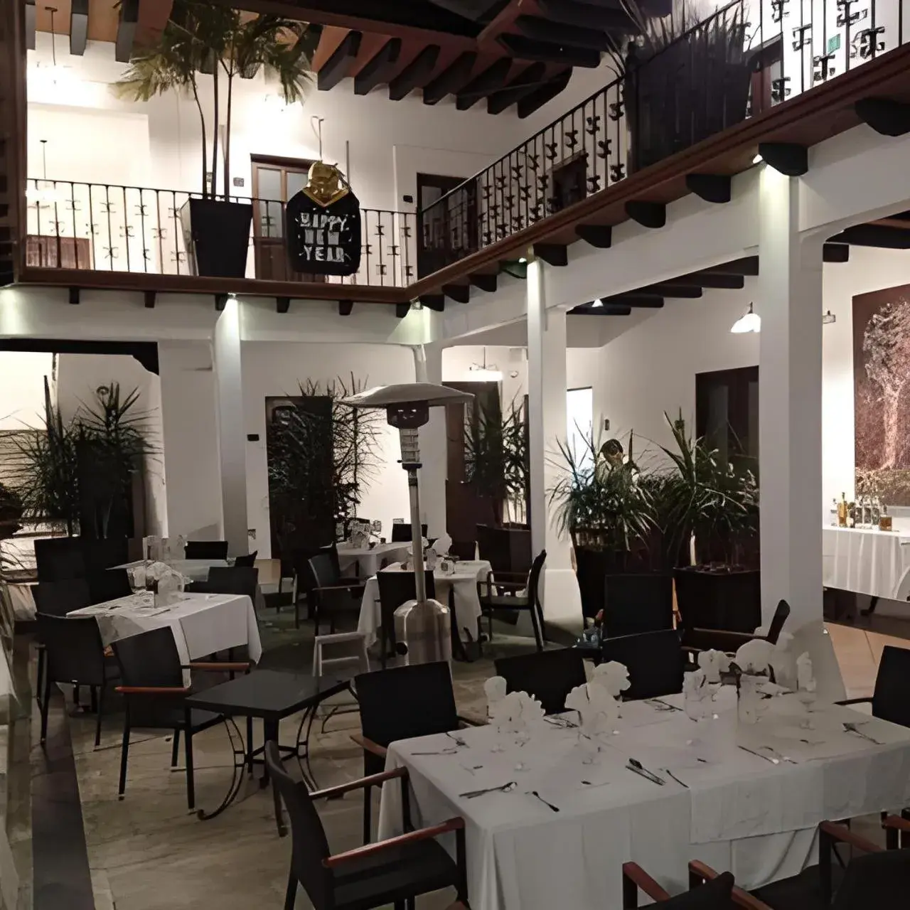 Restaurant/Places to Eat in Hotel Casa las Mercedes