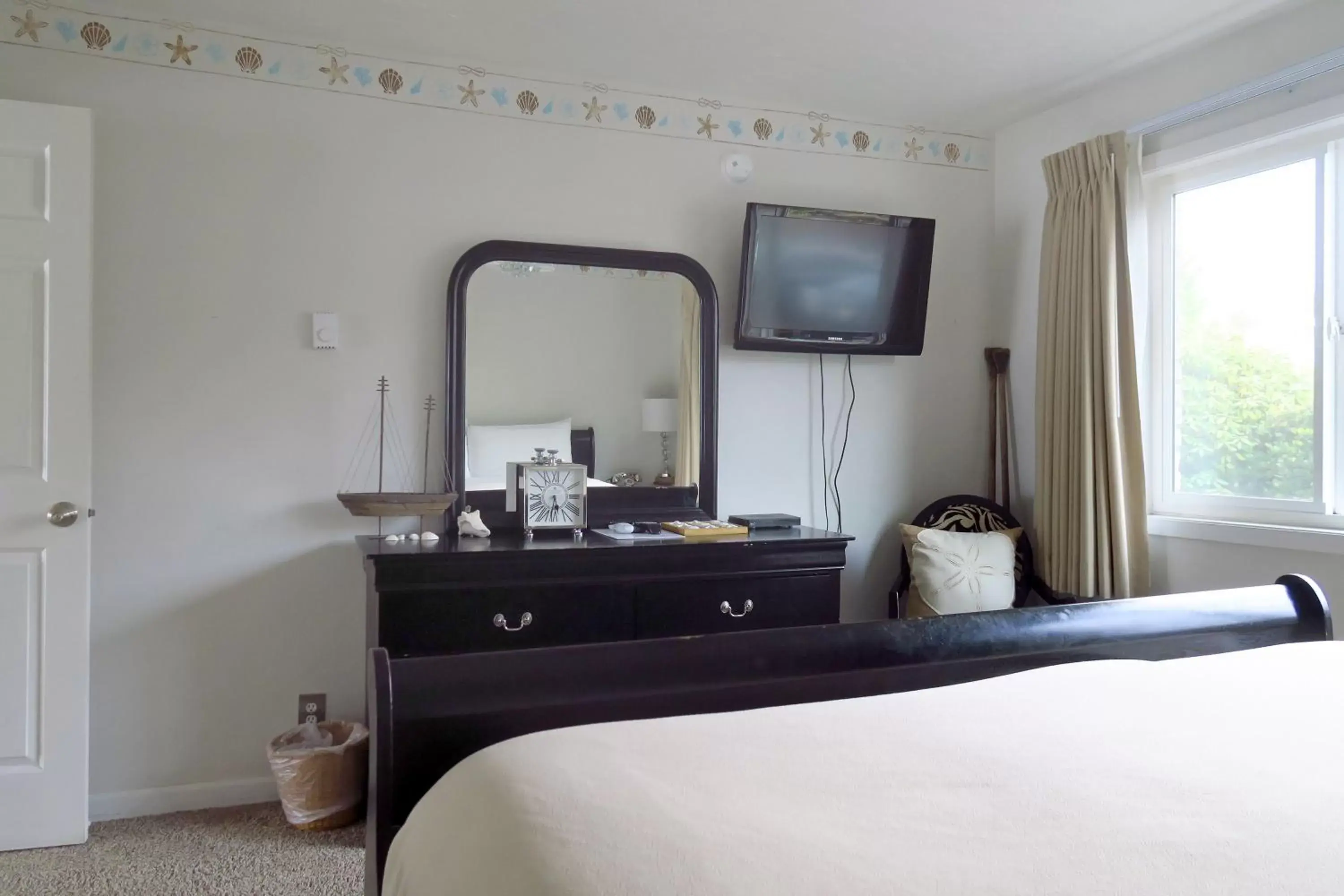 Bedroom in Ocean Terrace Condominiums