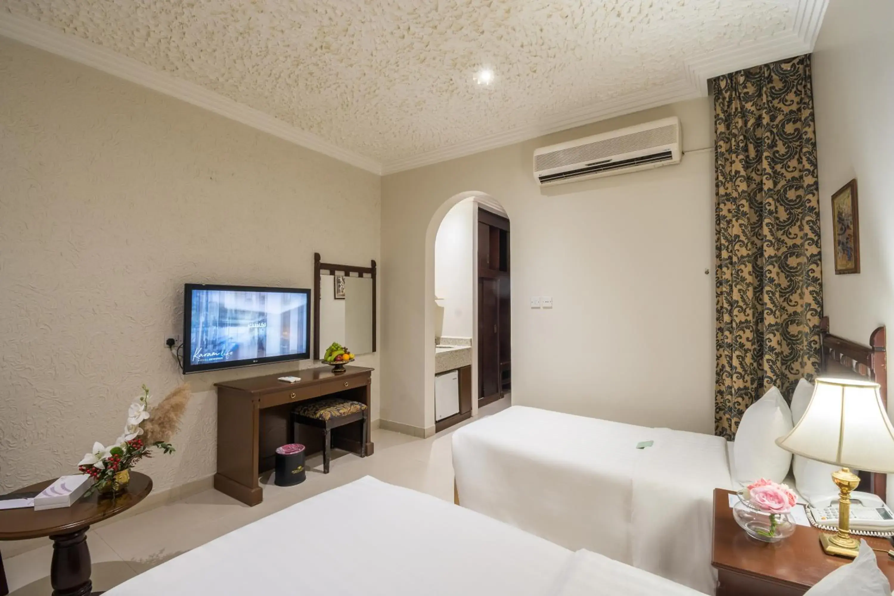 Bedroom, TV/Entertainment Center in Boudl Al Fayhaa