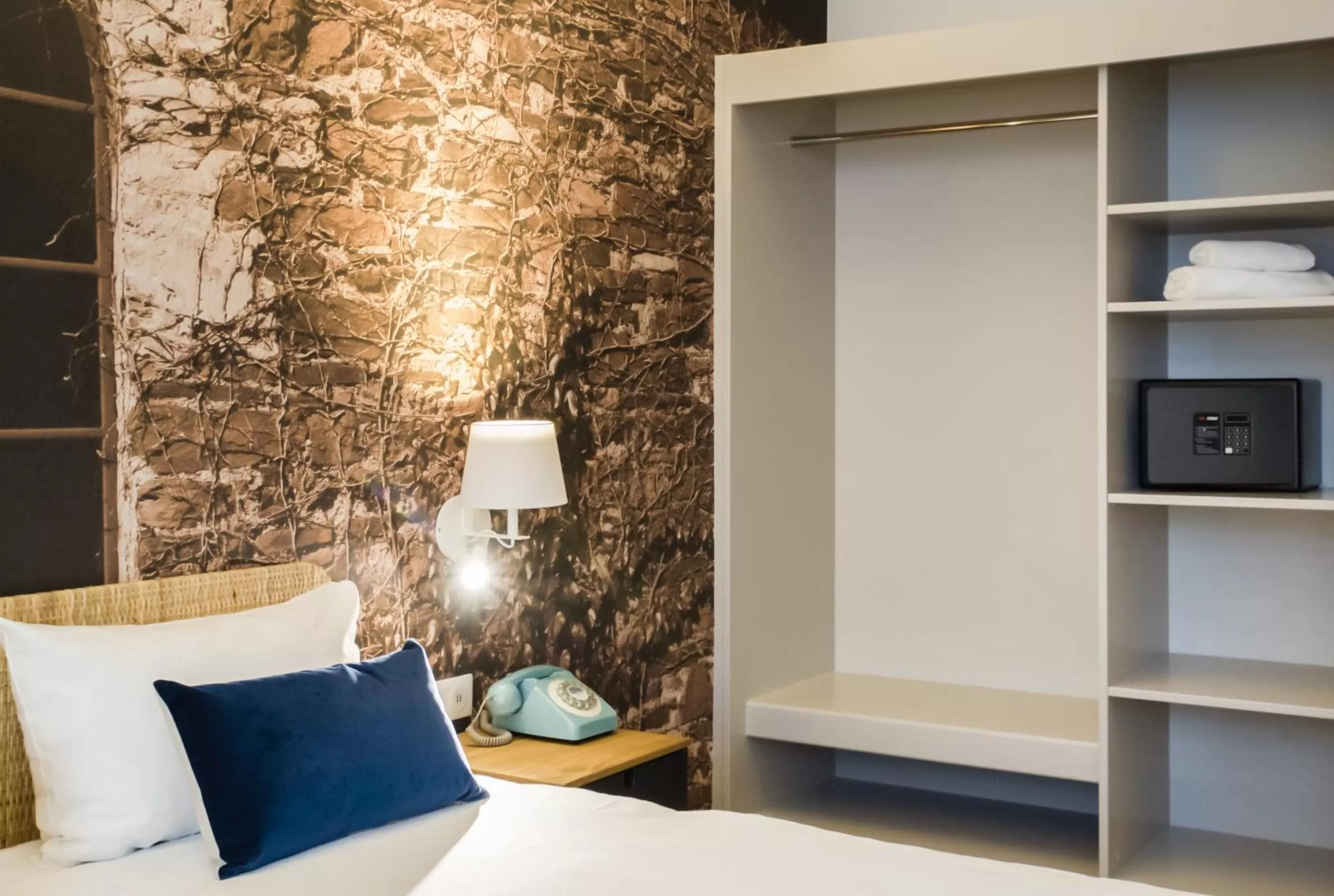 Bedroom in La Maison Hôtel Mulhouse Centre