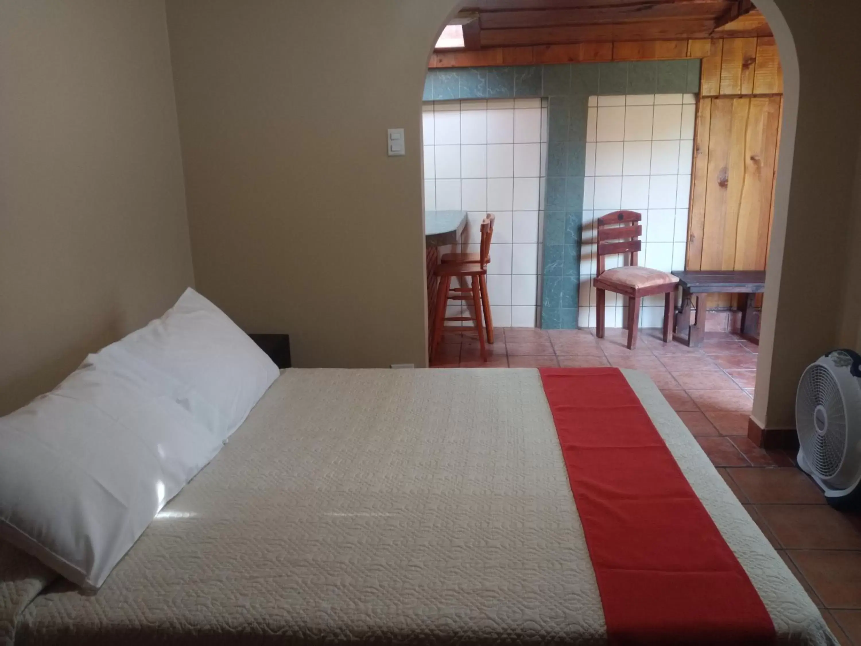 Photo of the whole room, Bed in Hotel Cibeles Resort