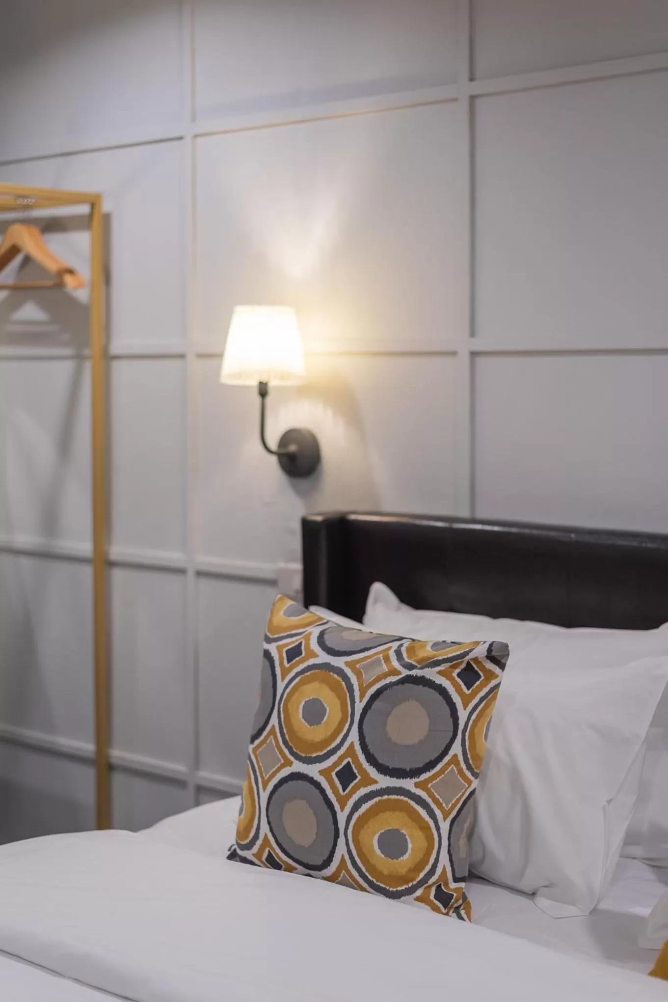 Bed in The Mellow Pillow Hotel @ Chiang Mai Gate