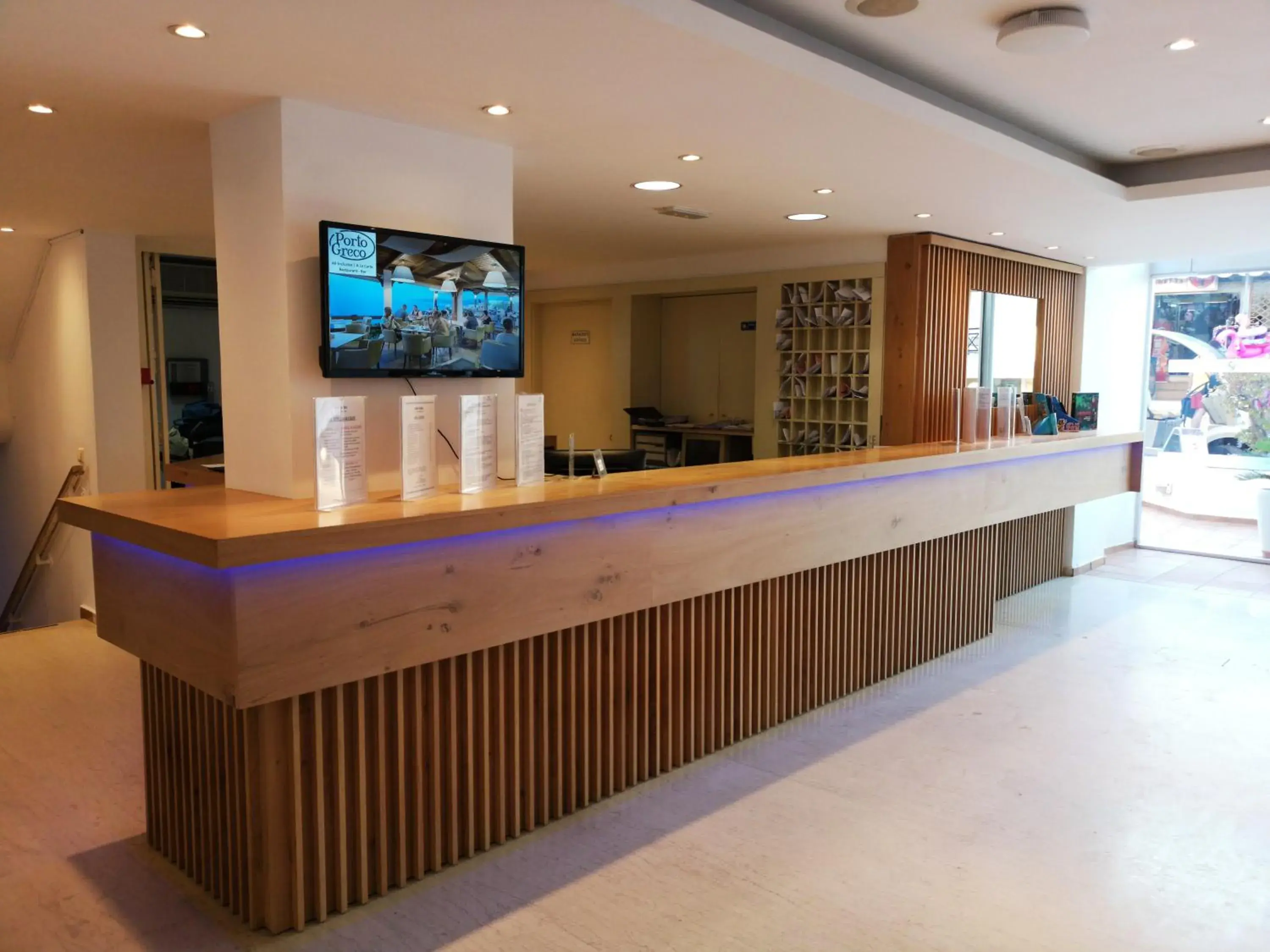 Lobby or reception, Lobby/Reception in Elmi Beach Hotel & Suites