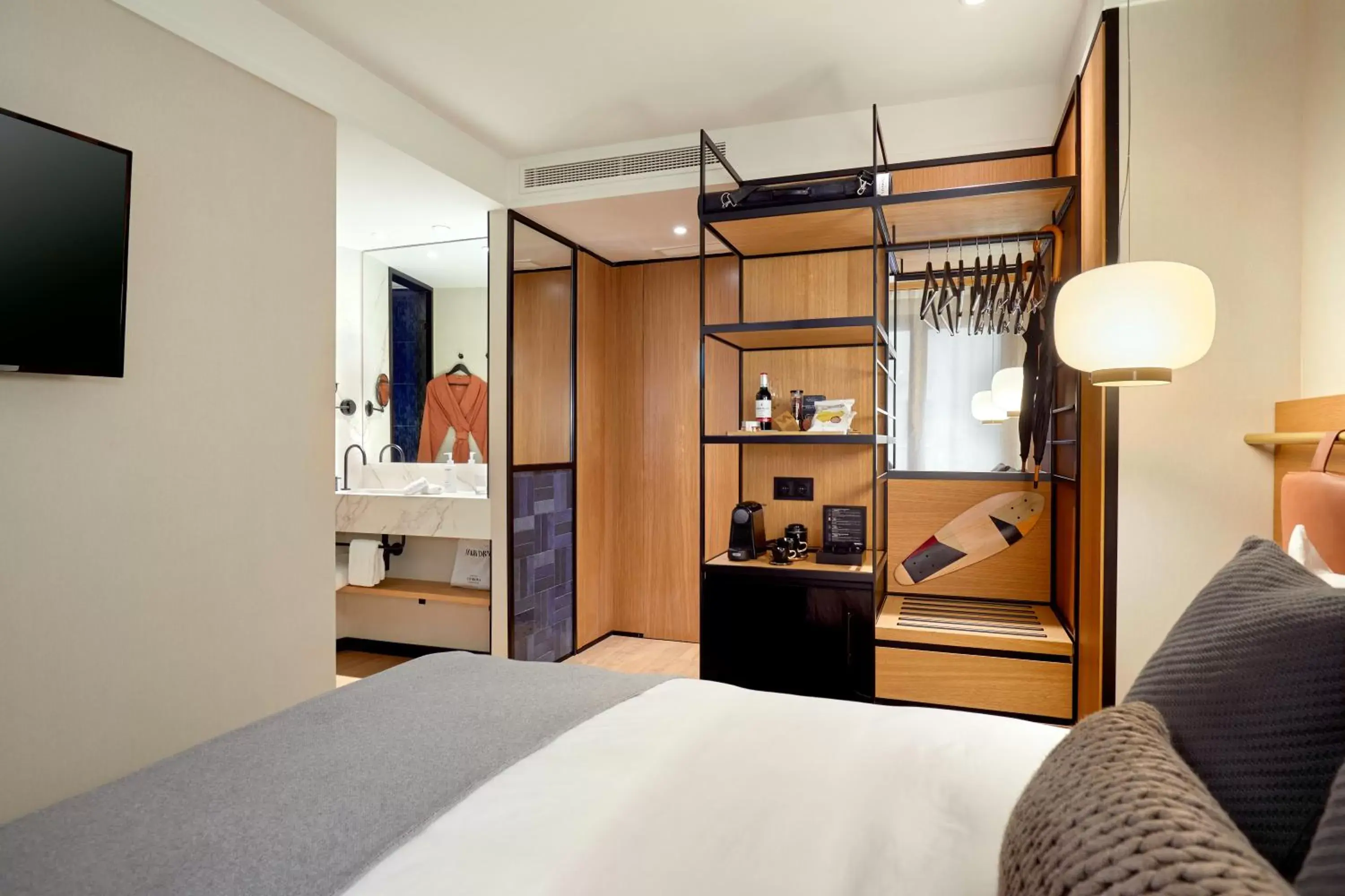 Bedroom in Kimpton Vividora Hotel, an IHG Hotel