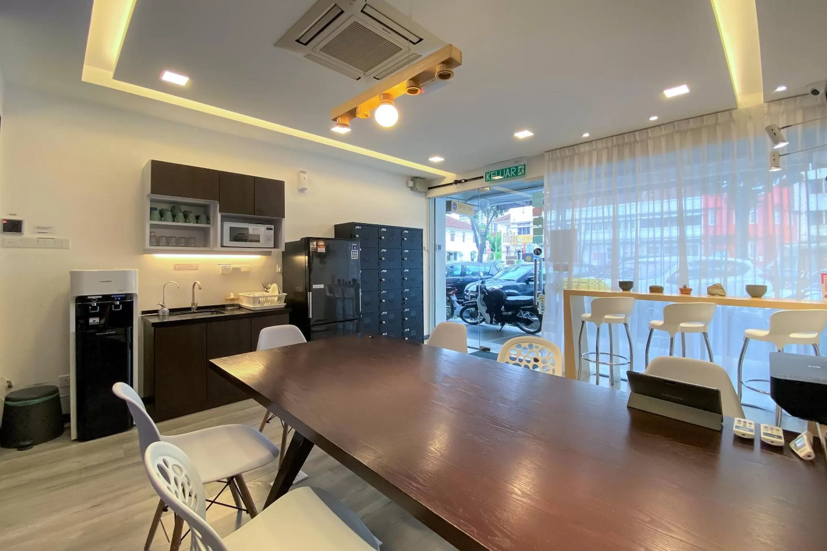 Lounge or bar in OYO 89809 Sogor Girls Dormitory Female Only