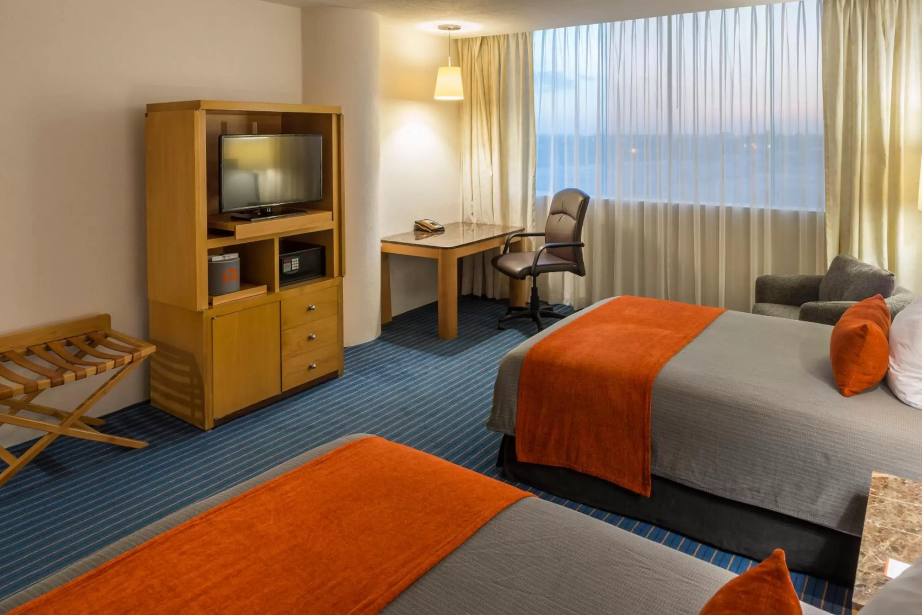 Photo of the whole room, Bed in Real Inn Nuevo Laredo Photo of the whole room, Bed in Real Inn Nuevo Laredo