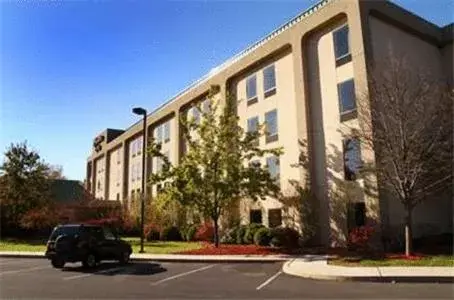 Facade/entrance, Property Building in Hampton Inn Stroudsburg Poconos