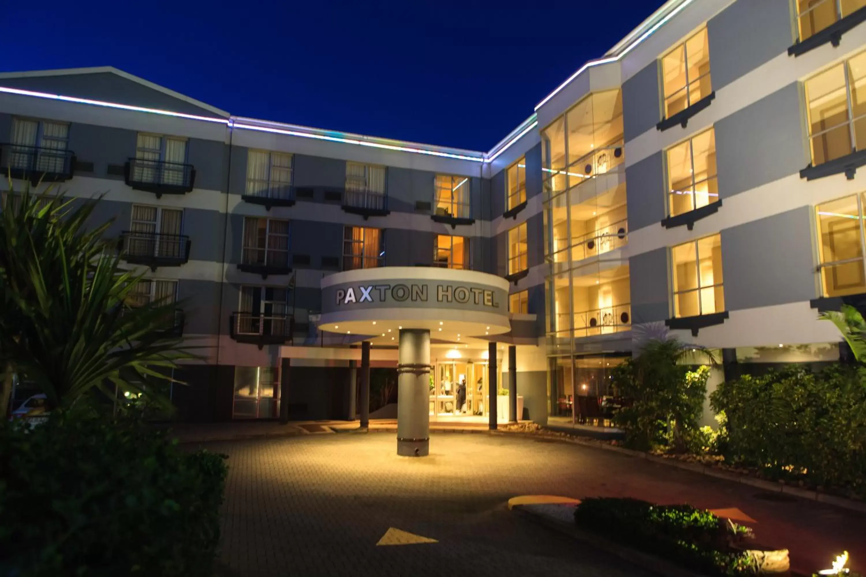 Facade/entrance, Property Building in Paxton Hotel