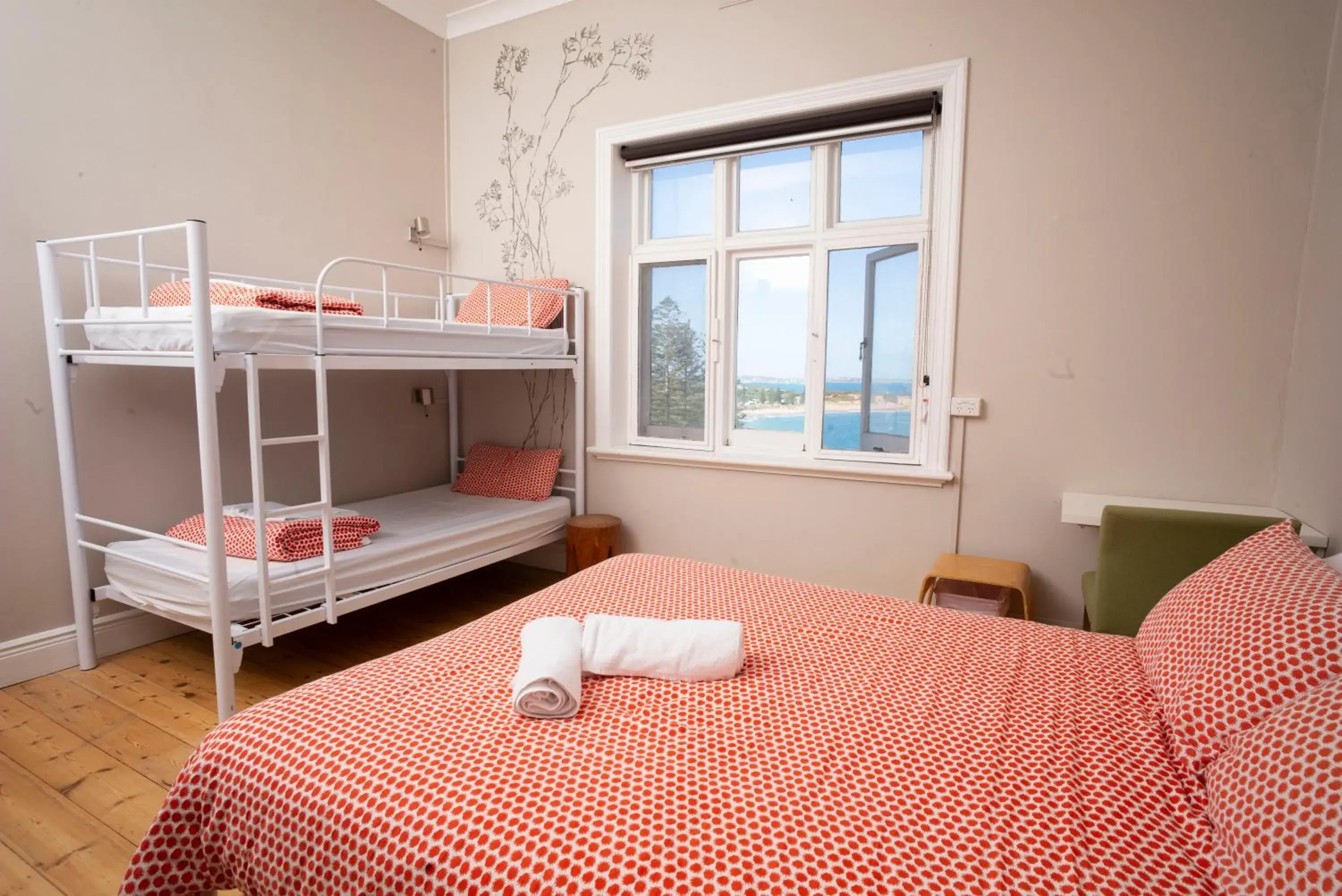 Bed in YHA Port Elliot Beach House