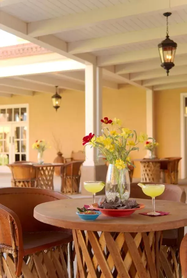 Balcony/Terrace, Restaurant/Places to Eat in Hotel Albuquerque At Old Town