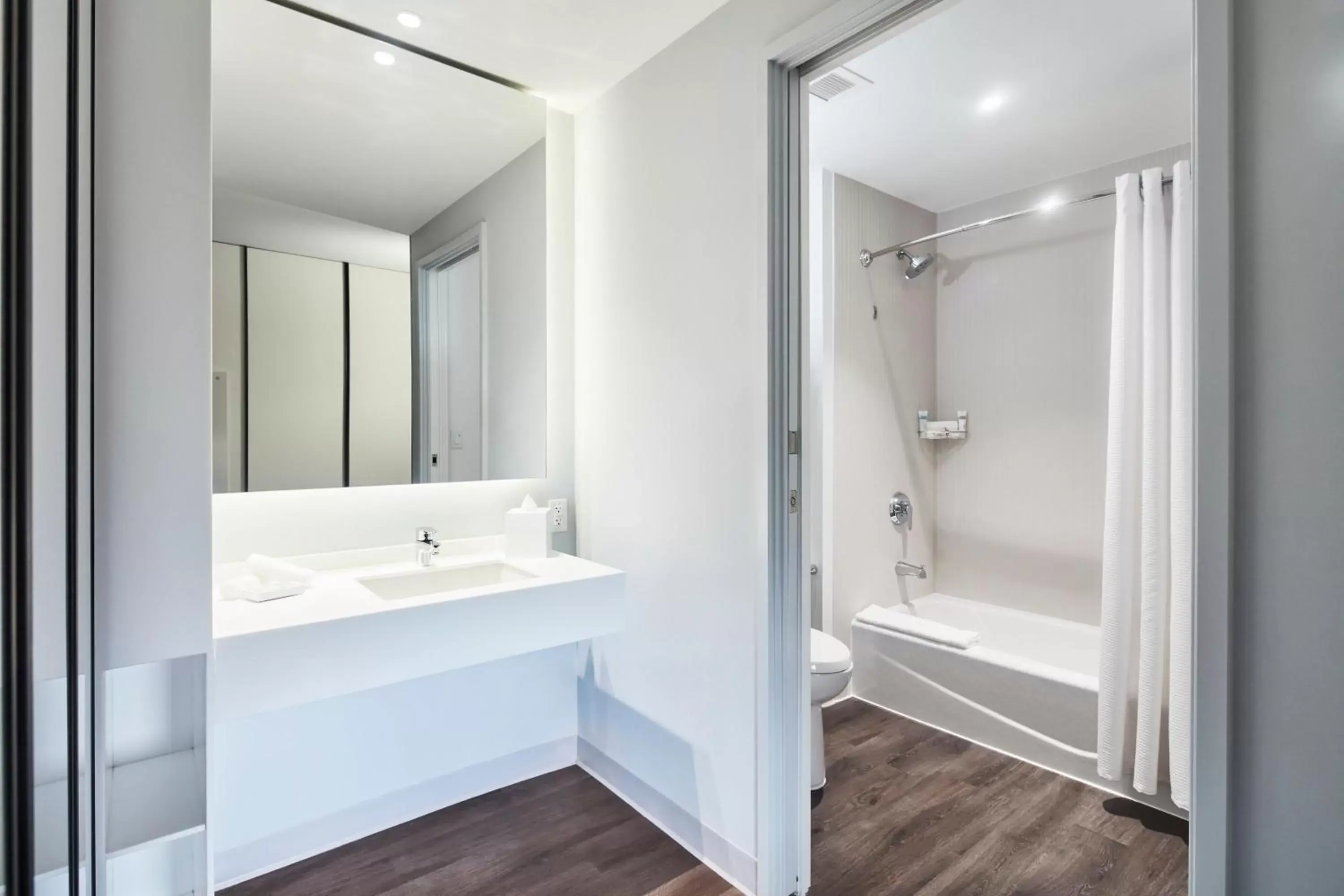 Bathroom in Universal's Aventura Hotel Bathroom in Universal's Aventura Hotel