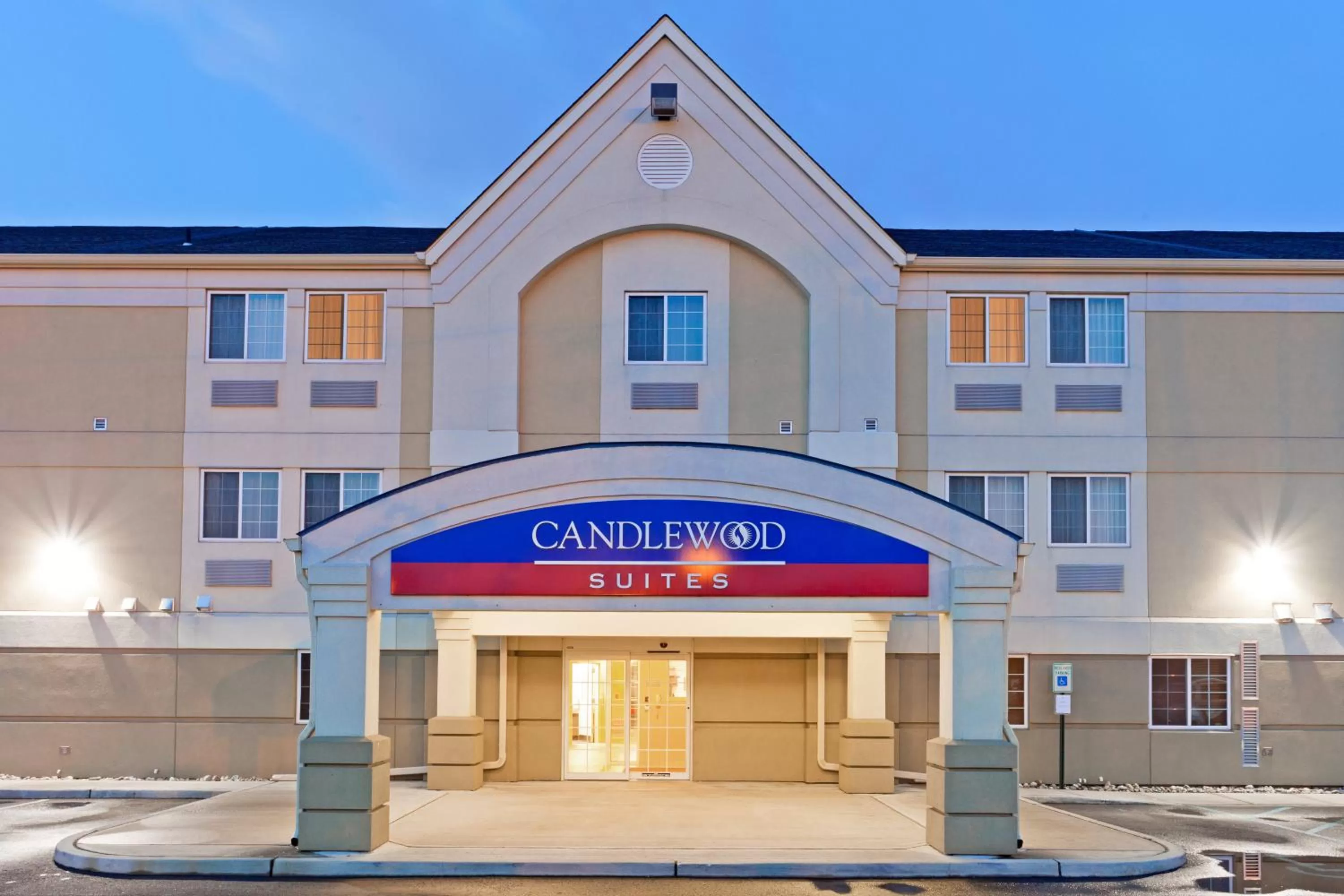 Property building in Candlewood Suites Secaucus by IHG