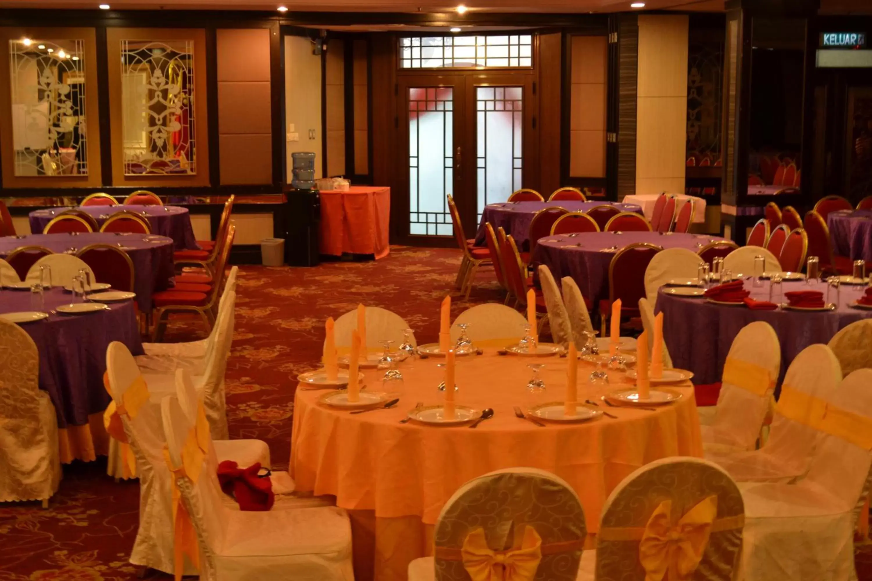 Banquet/Function facilities, Restaurant/Places to Eat in Penview Hotel