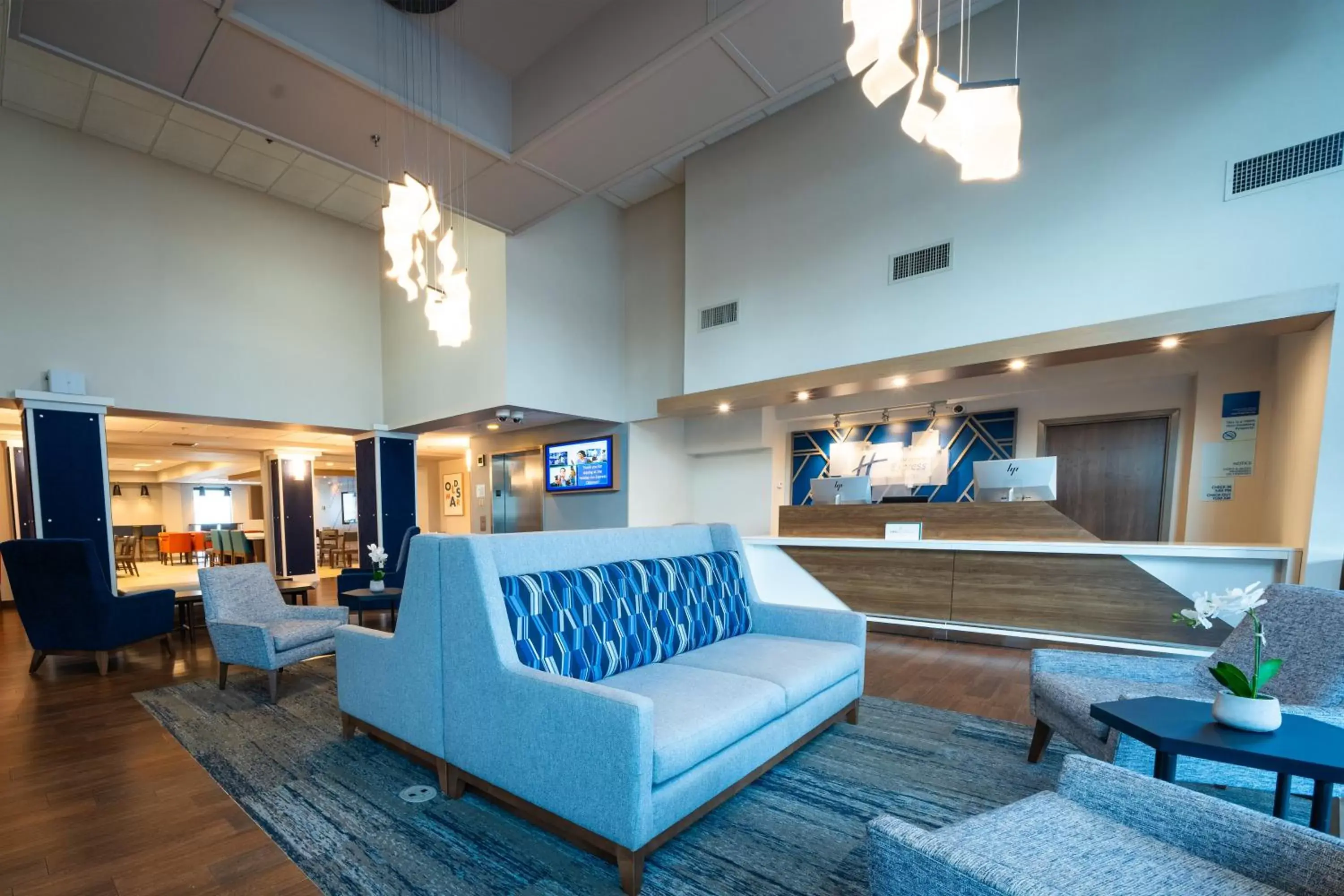 Property building, Lobby/Reception in Holiday Inn Express Hotel & Suites Tampa-Oldsmar, an IHG Hotel